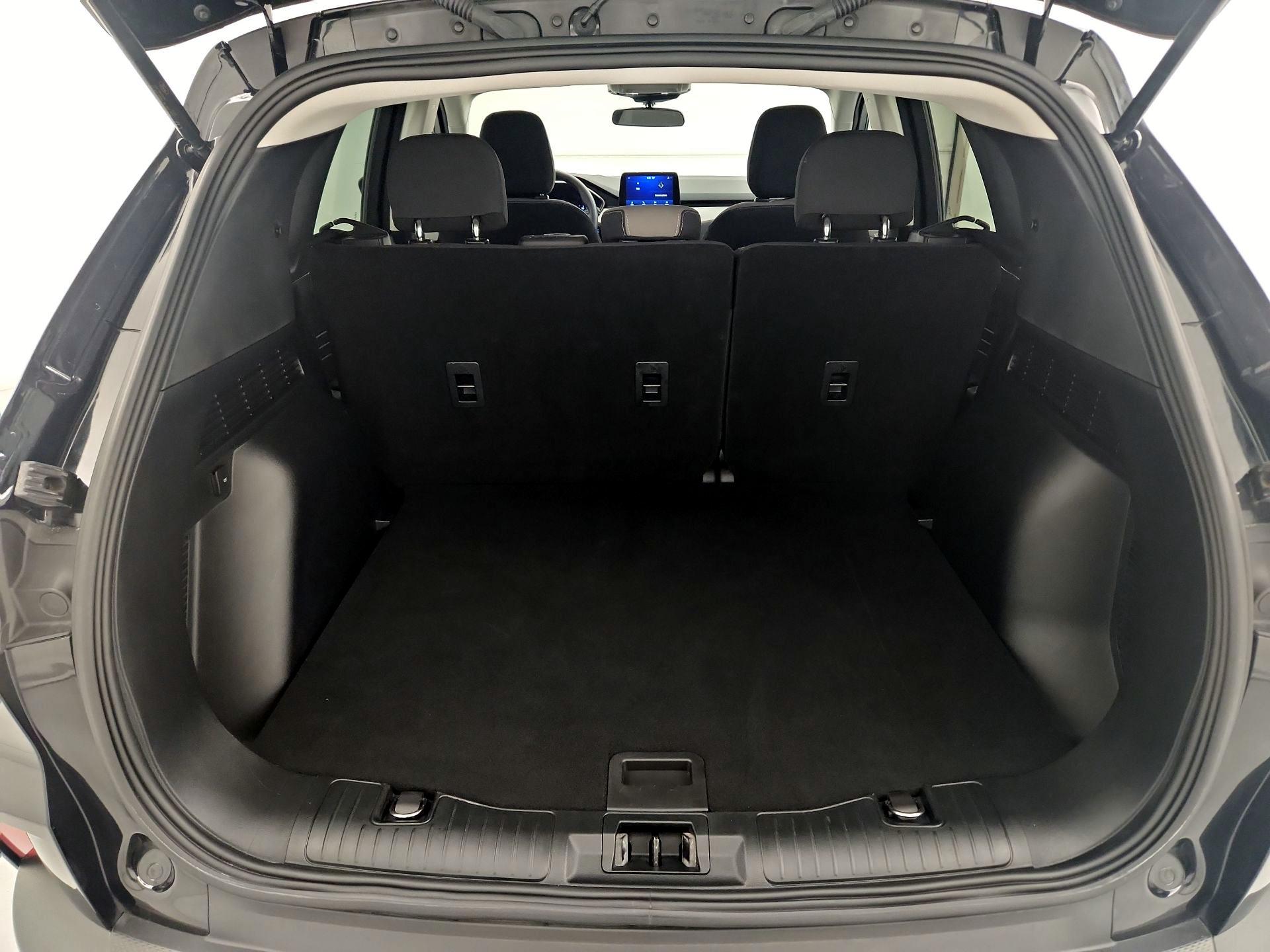 Thumbnail: 2022 Ford Escape - 20