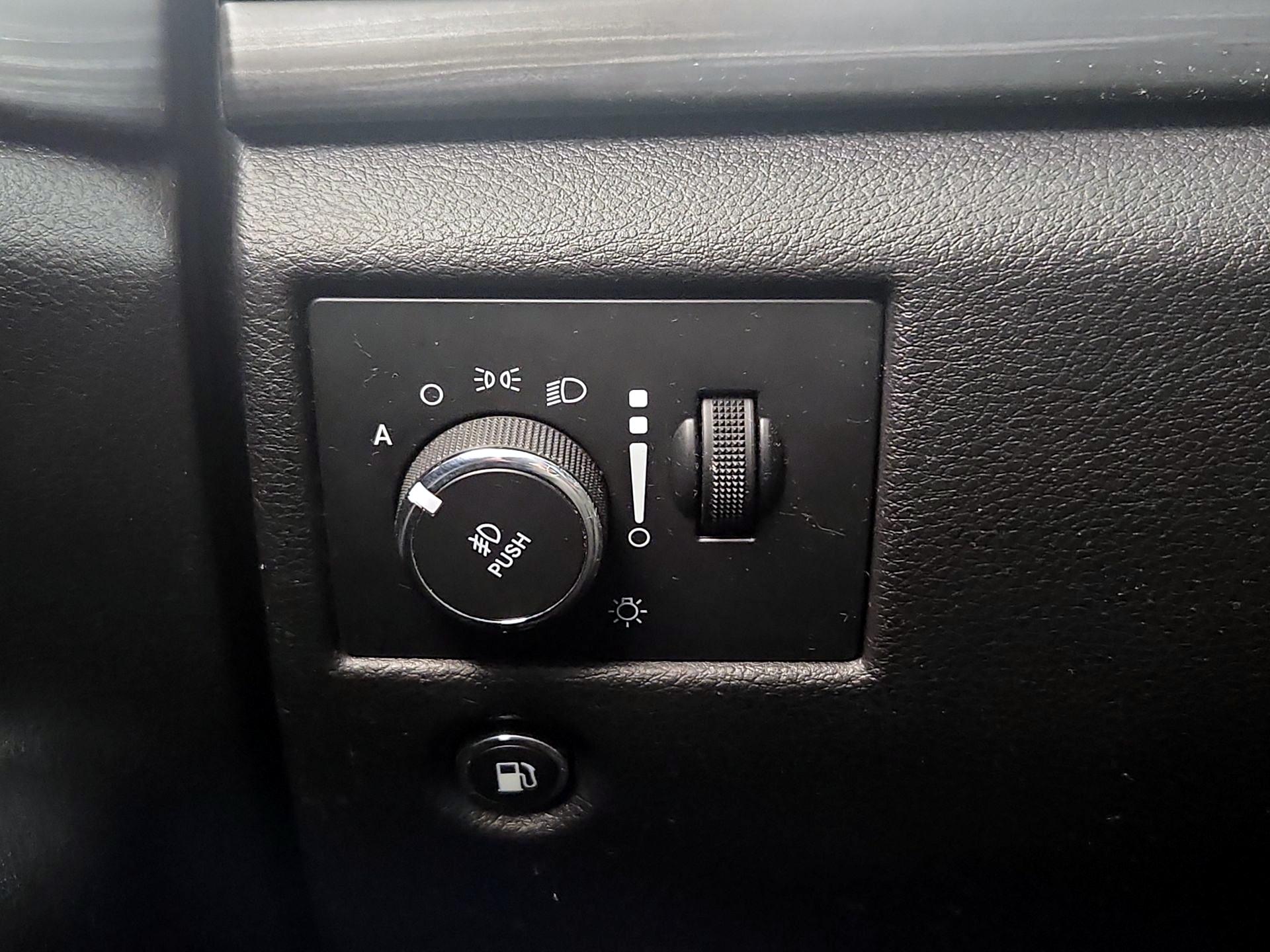 Thumbnail: 2021 Jeep Grand Cherokee - 13