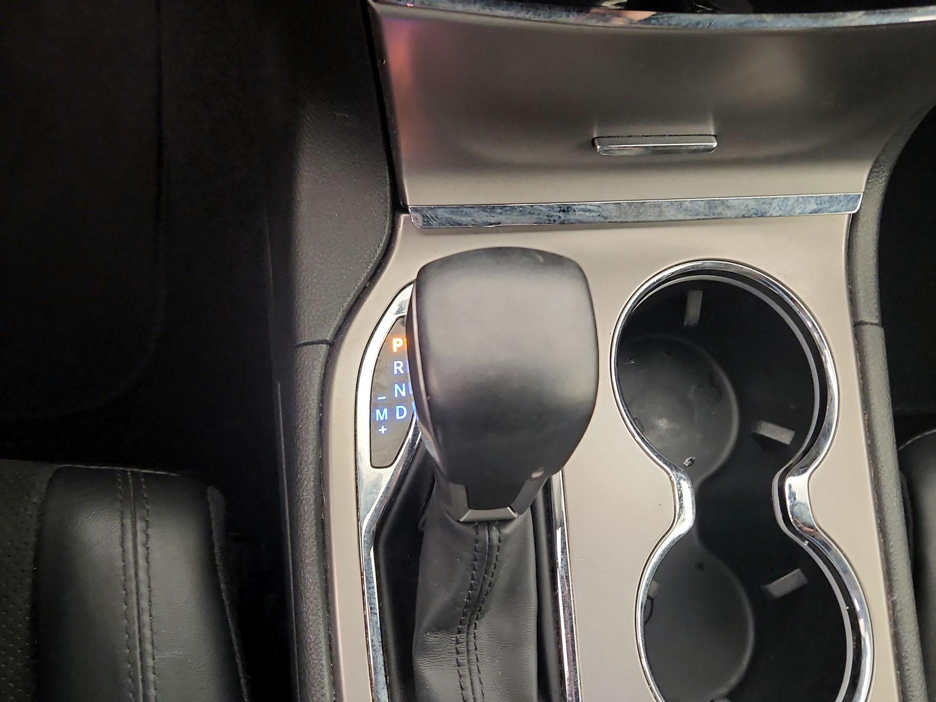 Thumbnail: 2021 Jeep Grand Cherokee - 18