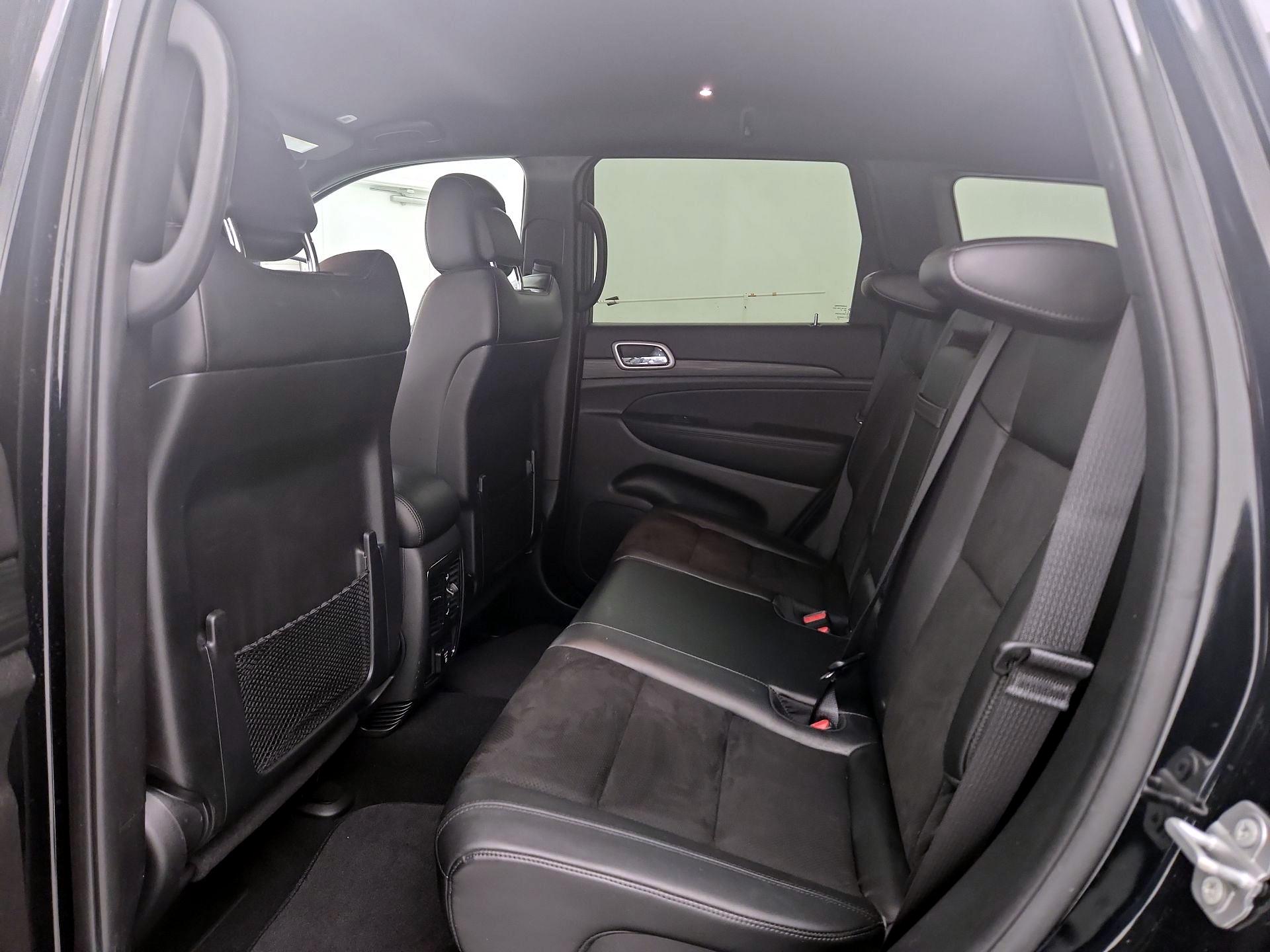 Thumbnail: 2021 Jeep Grand Cherokee - 20