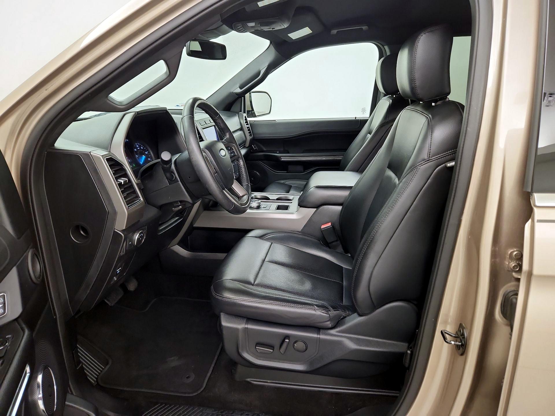 Thumbnail: 2020 Ford Expedition - 11