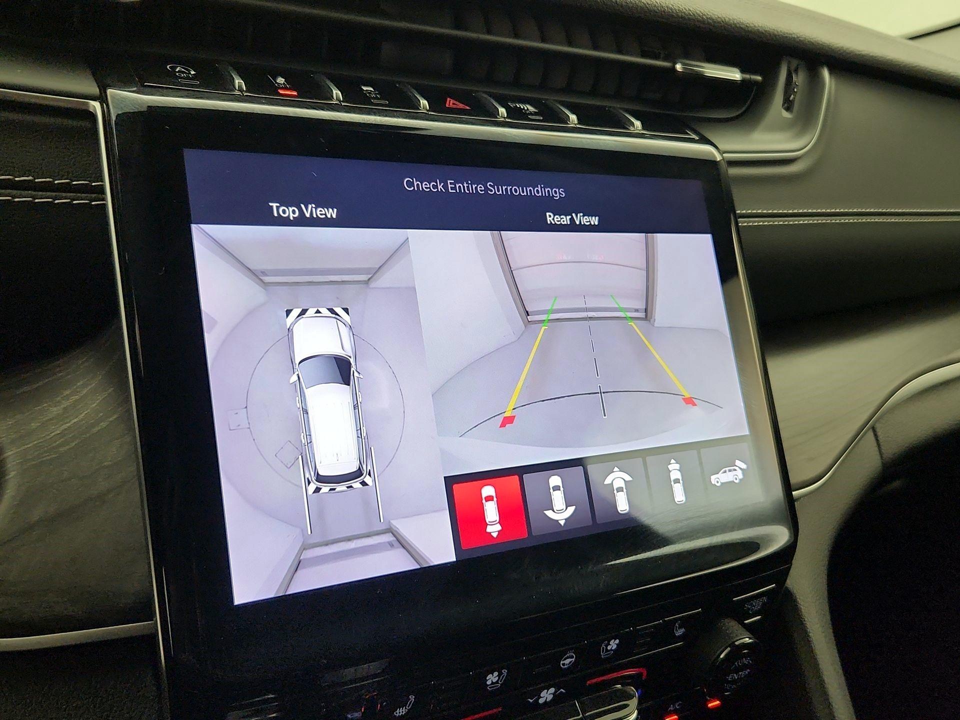 Thumbnail: 2023 Jeep Grand Cherokee - 15