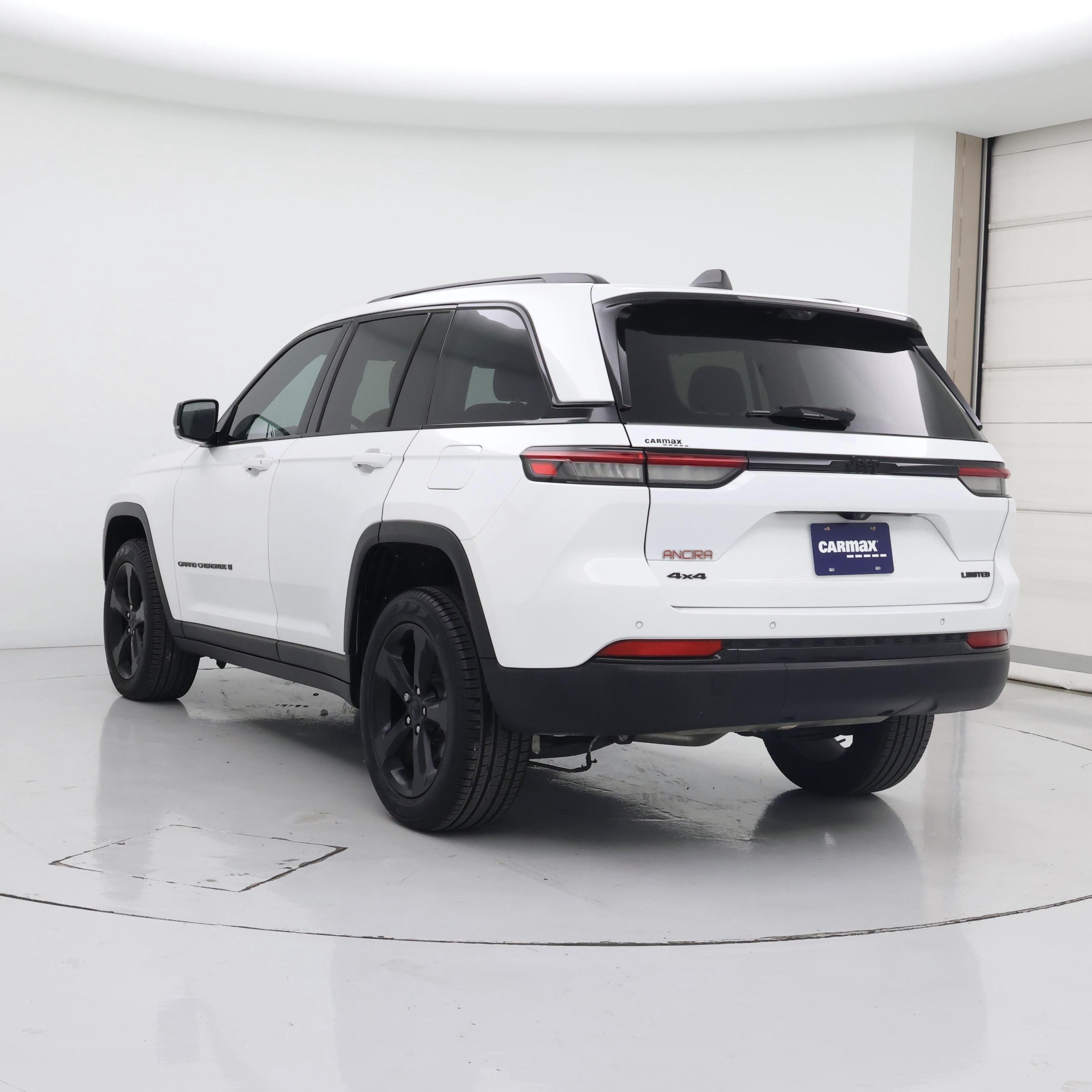 Thumbnail: 2023 Jeep Grand Cherokee - 2