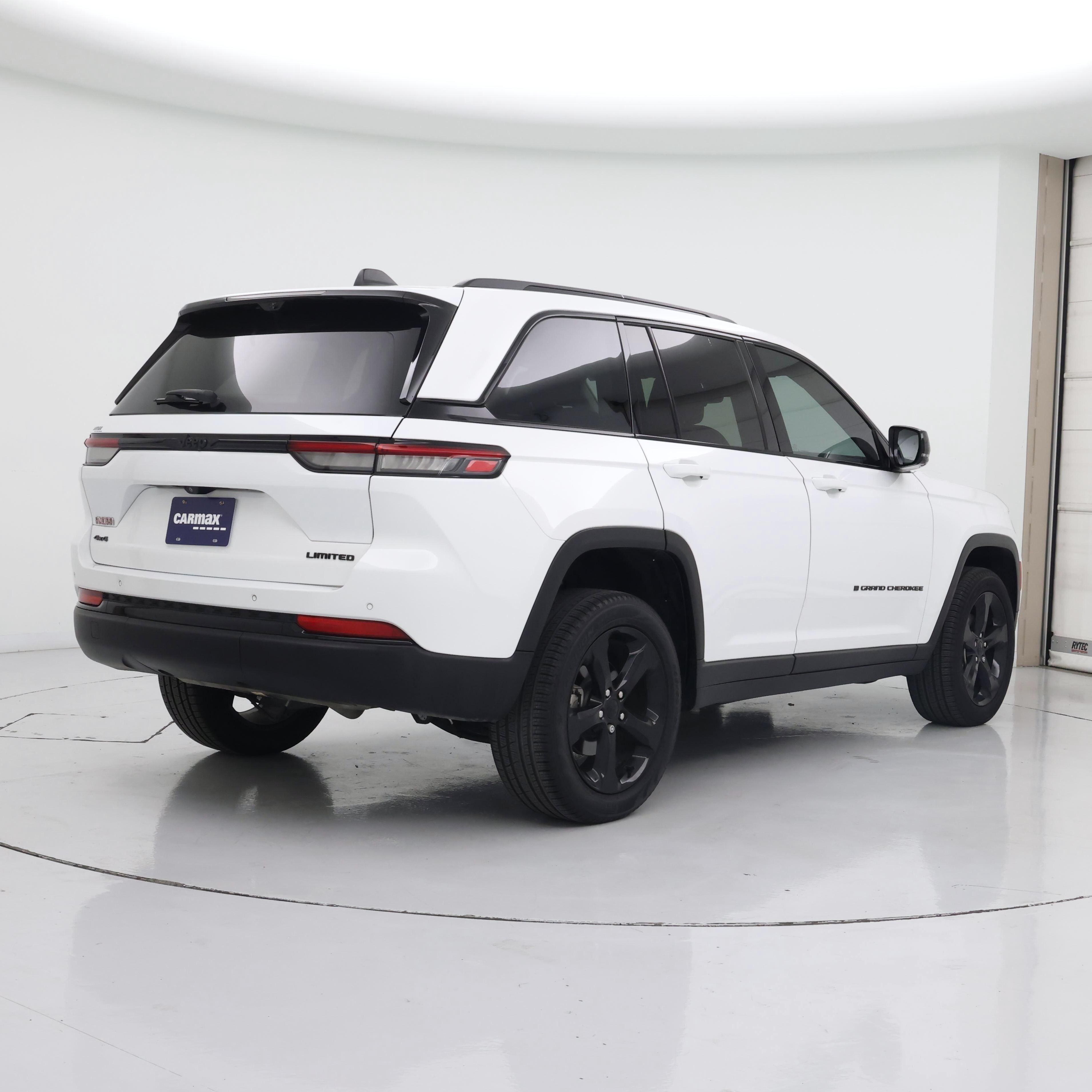 Thumbnail: 2023 Jeep Grand Cherokee - 8