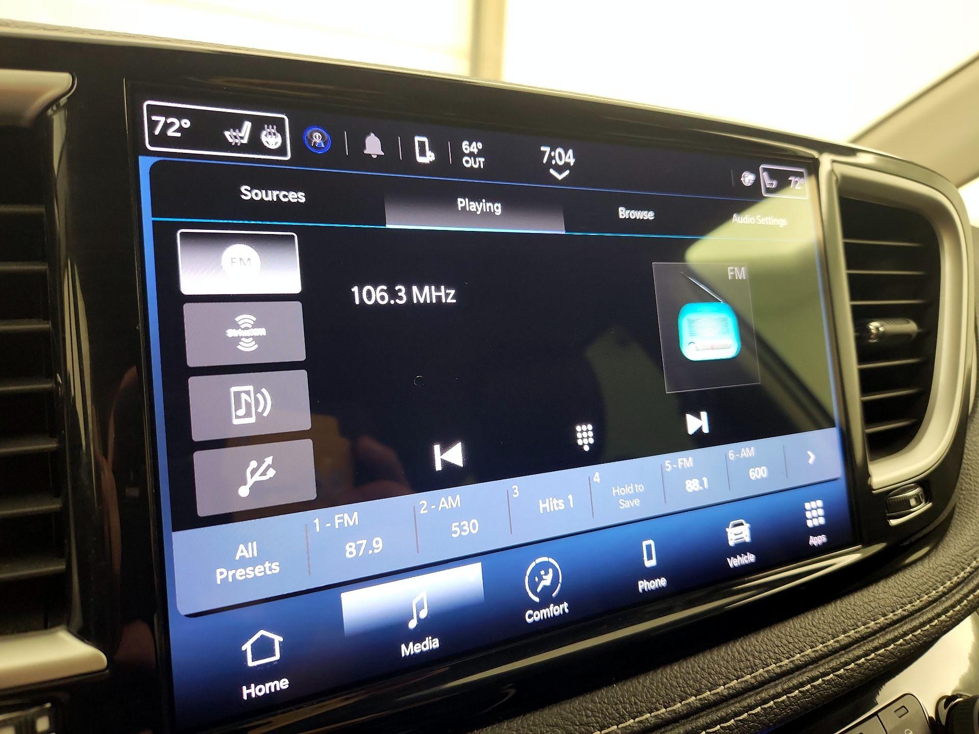 Thumbnail: 2023 Chrysler Pacifica - 15