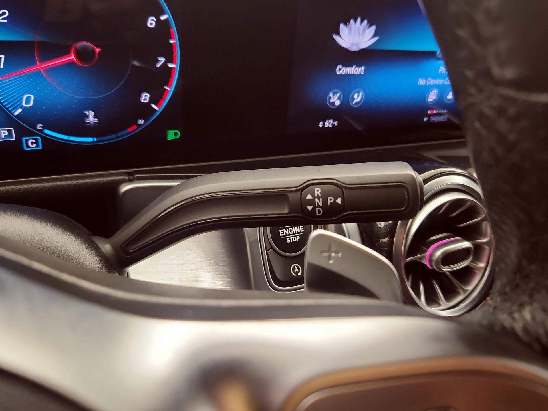 Thumbnail: 2021 Mercedes-Benz GLB - 17