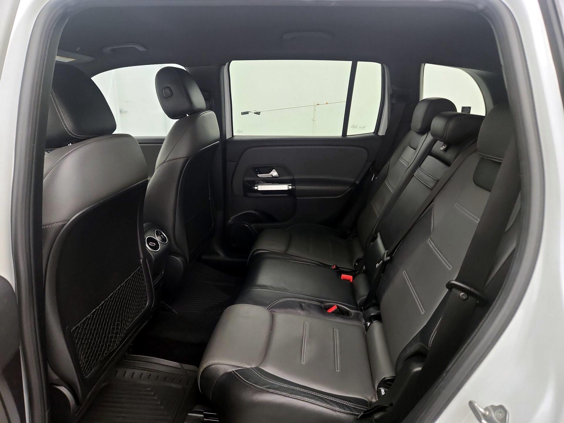 Thumbnail: 2021 Mercedes-Benz GLB - 18