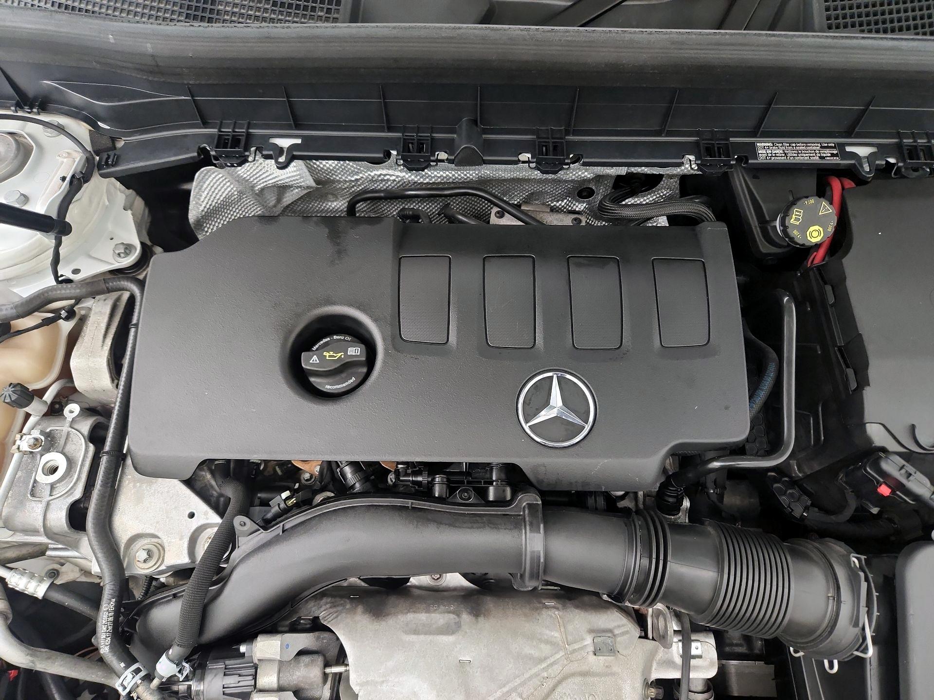 Thumbnail: 2021 Mercedes-Benz GLB - 20