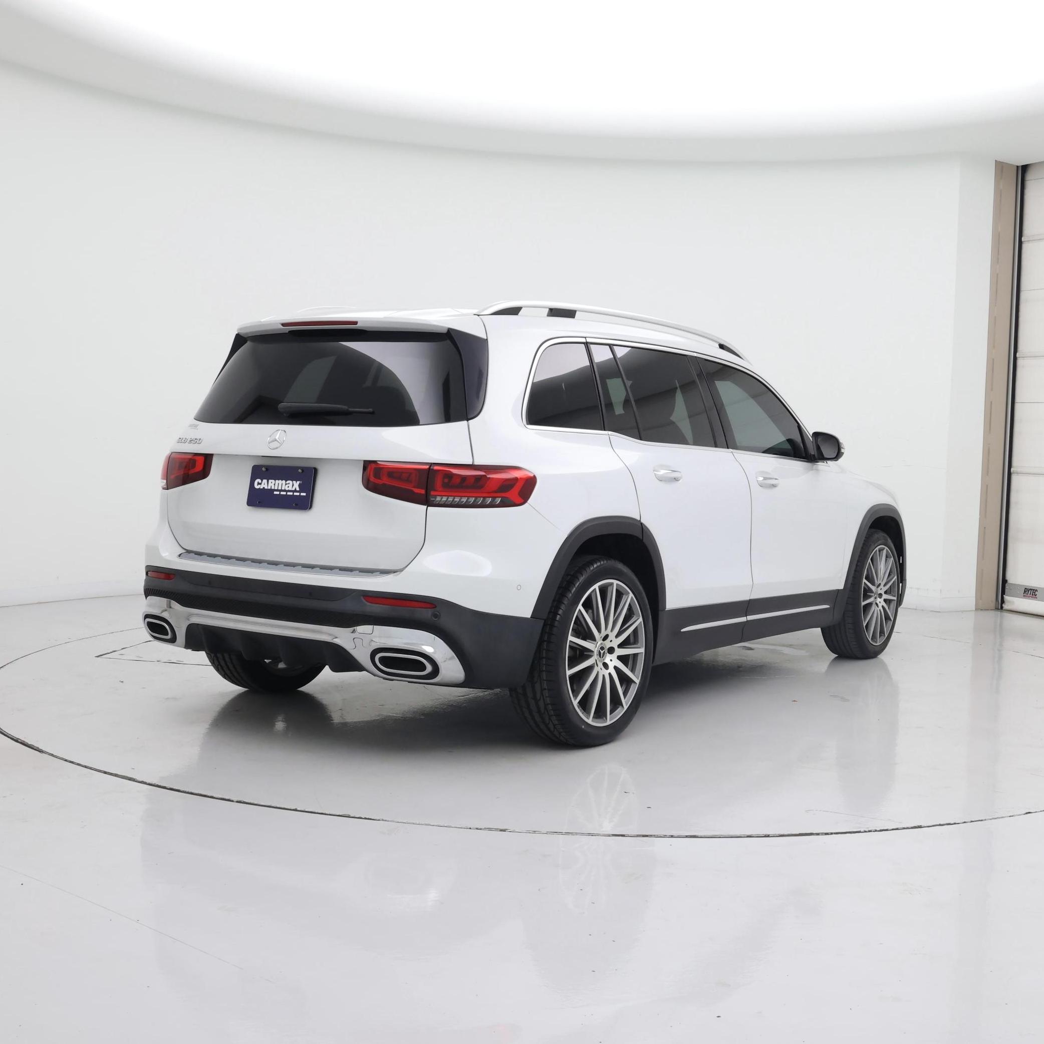 Thumbnail: 2021 Mercedes-Benz GLB - 8