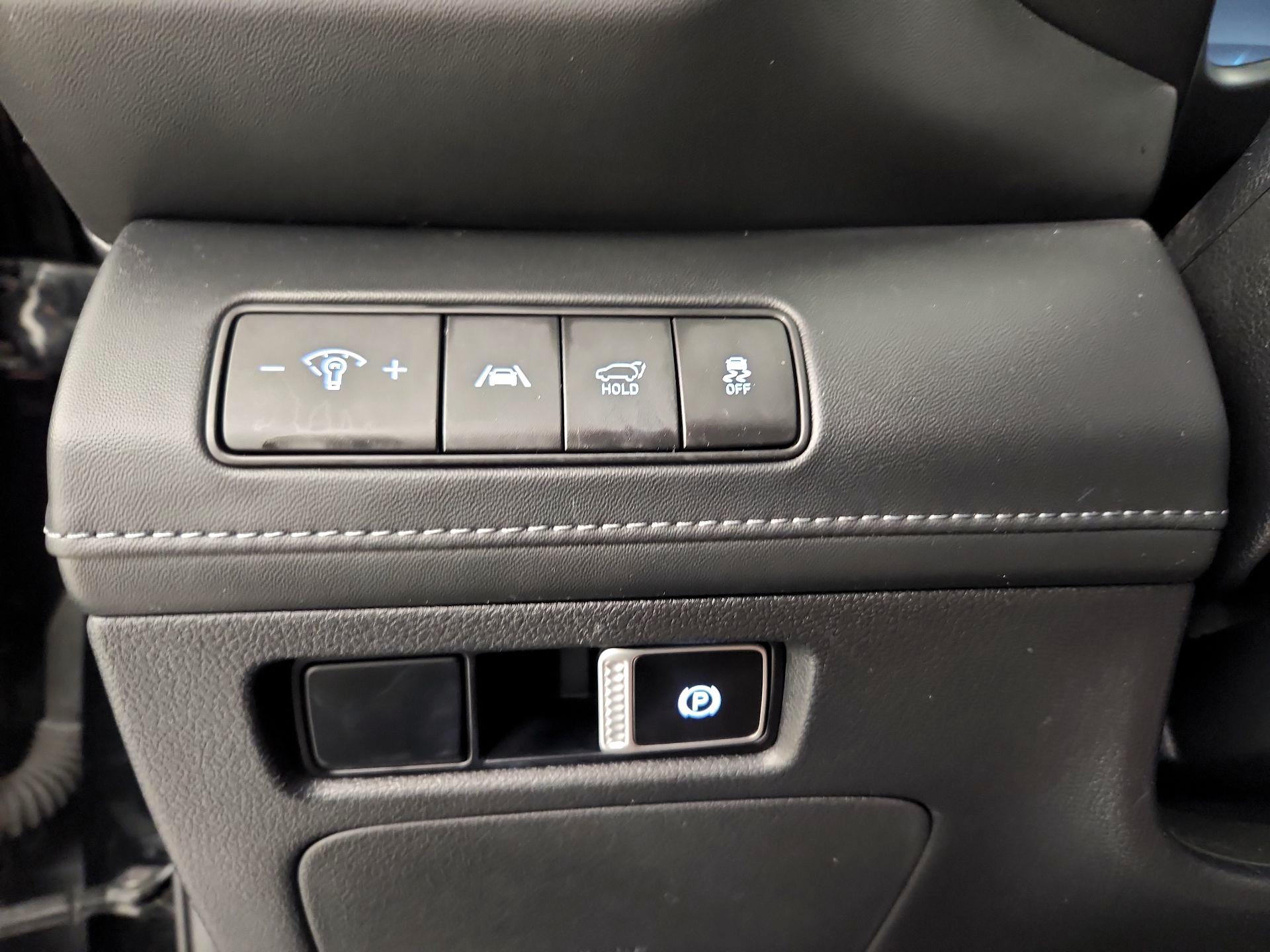 Thumbnail: 2022 Hyundai Santa Fe - 13