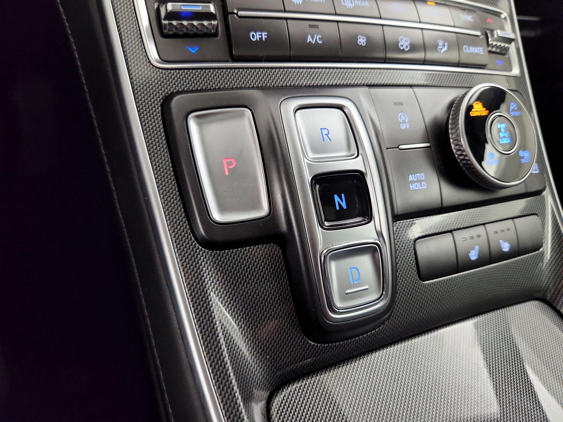 Thumbnail: 2022 Hyundai Santa Fe - 18