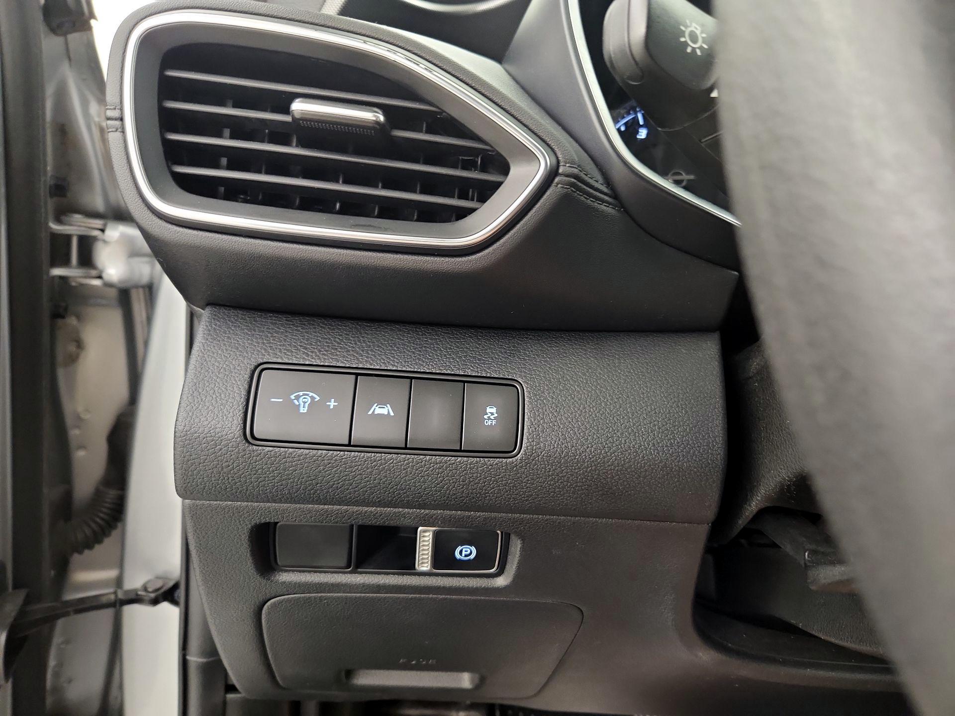 Thumbnail: 2022 Hyundai Santa Fe - 13