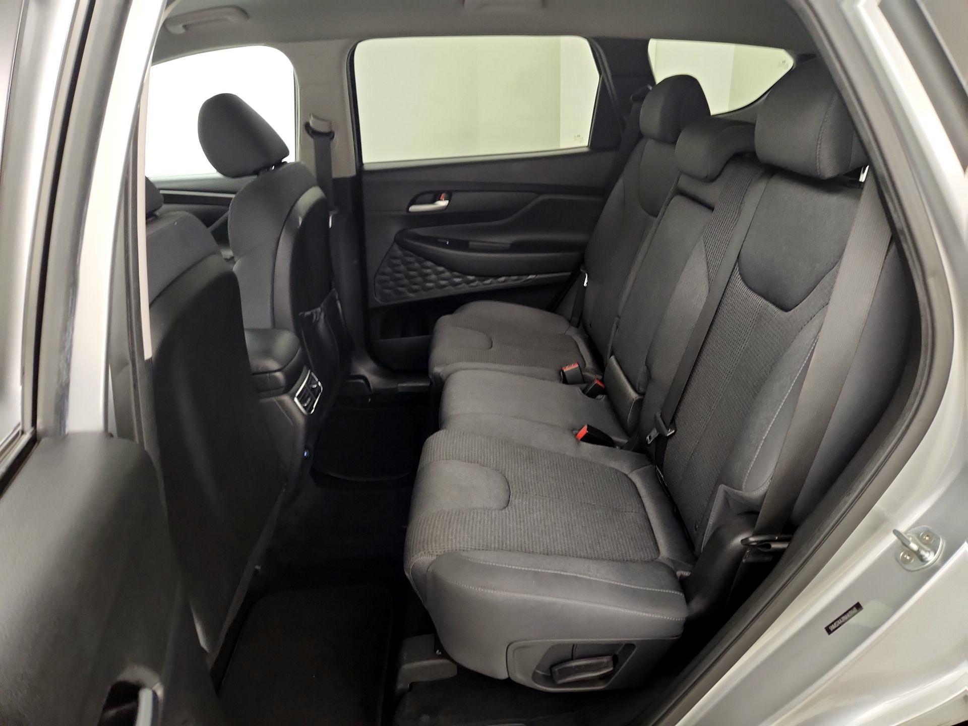 Thumbnail: 2022 Hyundai Santa Fe - 19