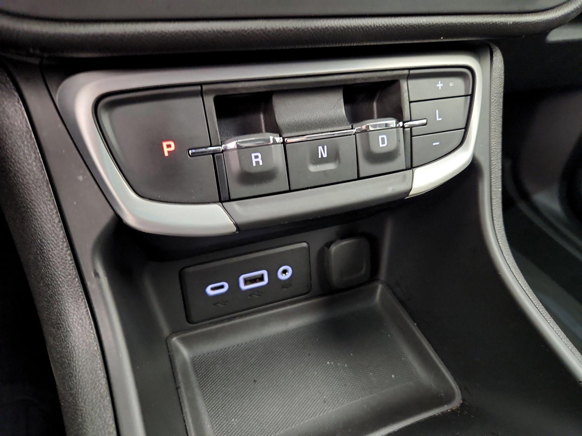 Thumbnail: 2024 GMC Terrain - 17