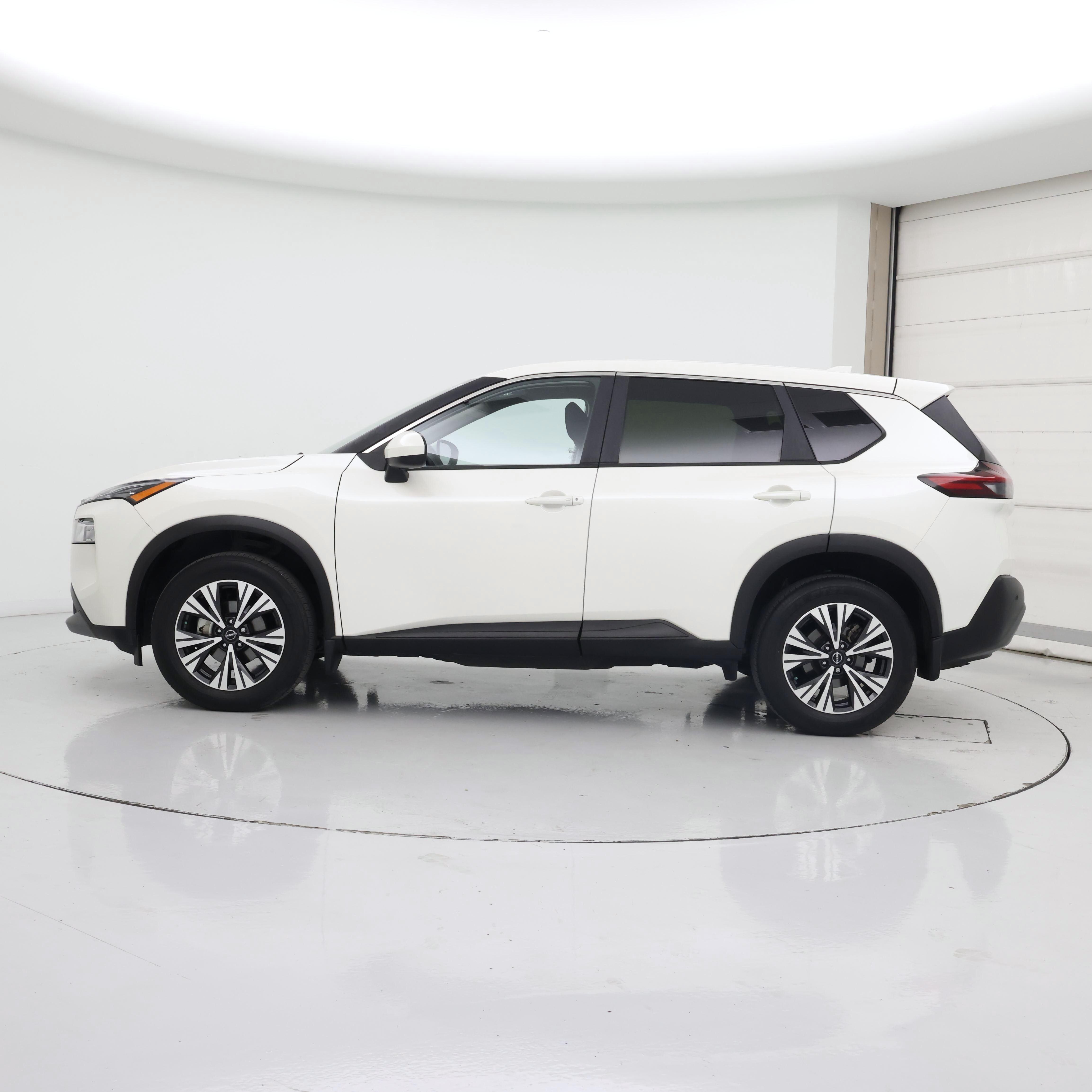 Thumbnail: 2023 Nissan Rogue - 3