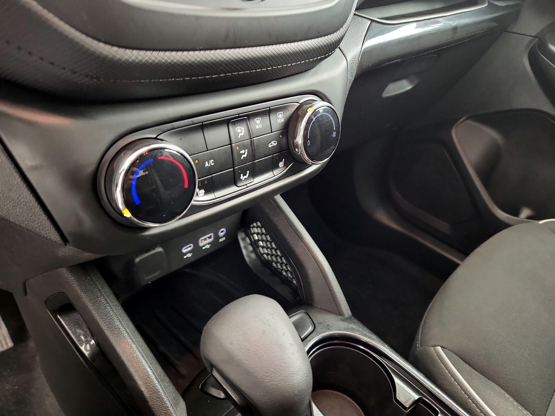 Thumbnail: 2023 Chevrolet TrailBlazer - 16