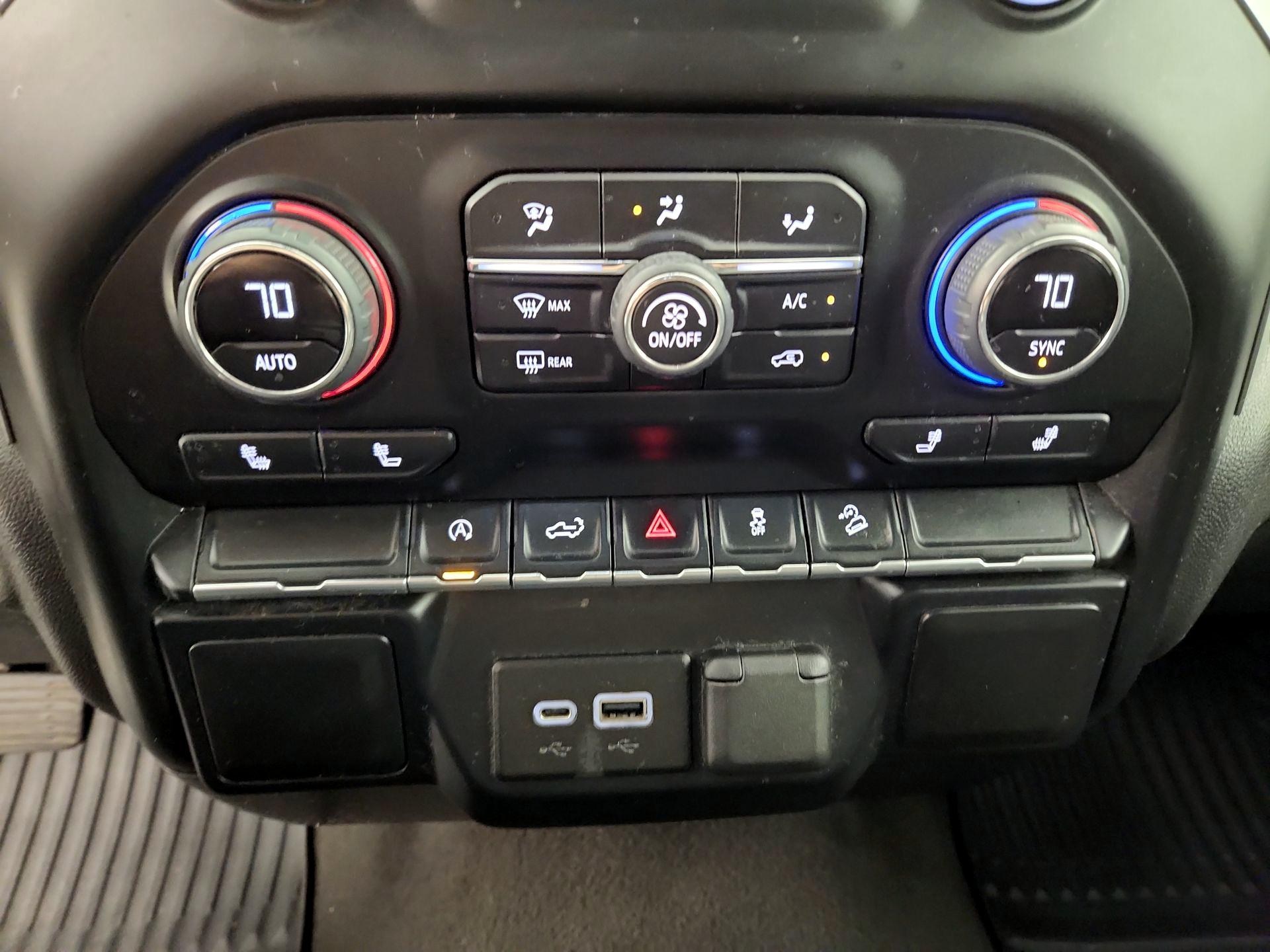 Thumbnail: 2021 Chevrolet Silverado 1500 - 16