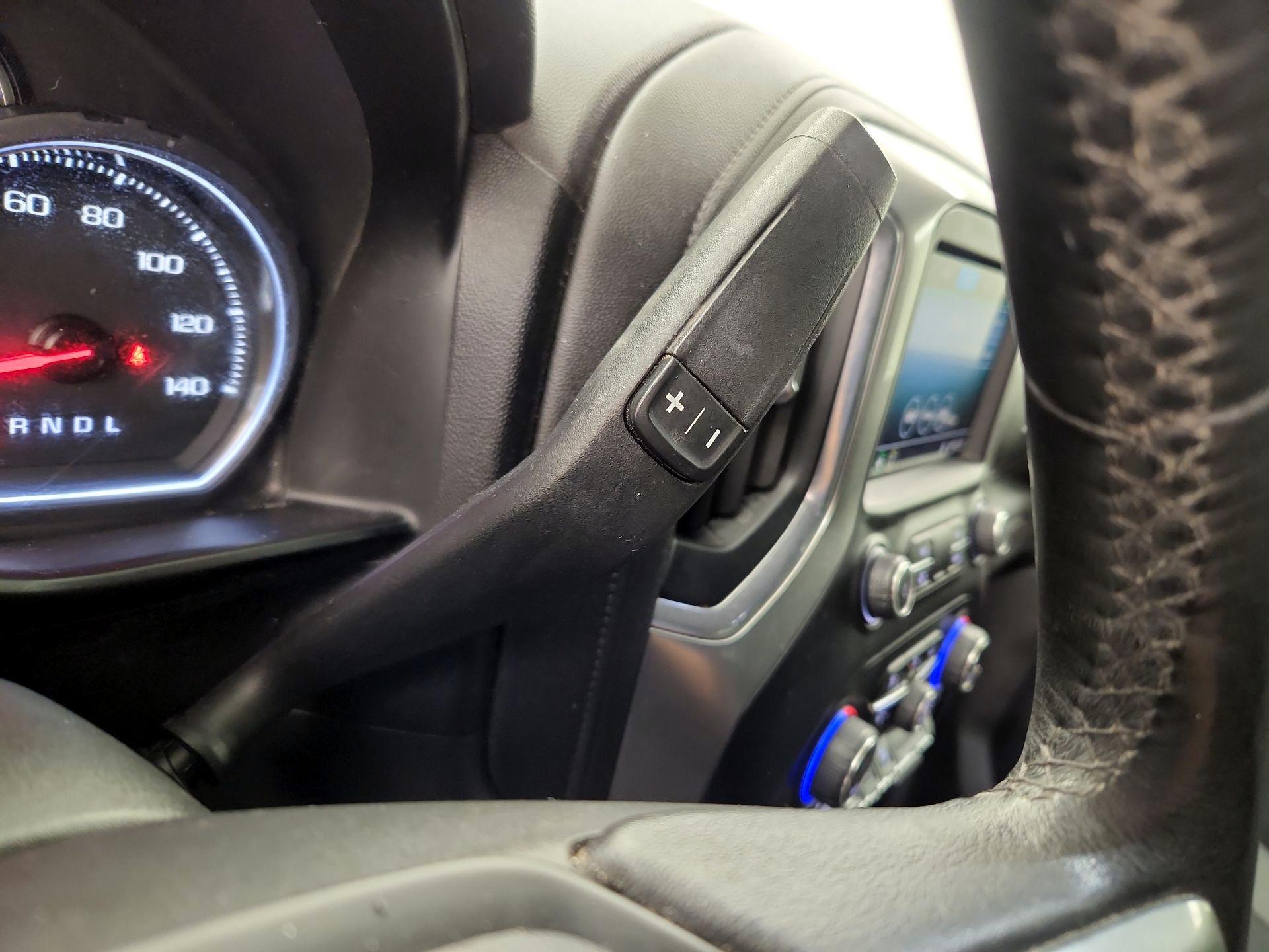 Thumbnail: 2021 Chevrolet Silverado 1500 - 17