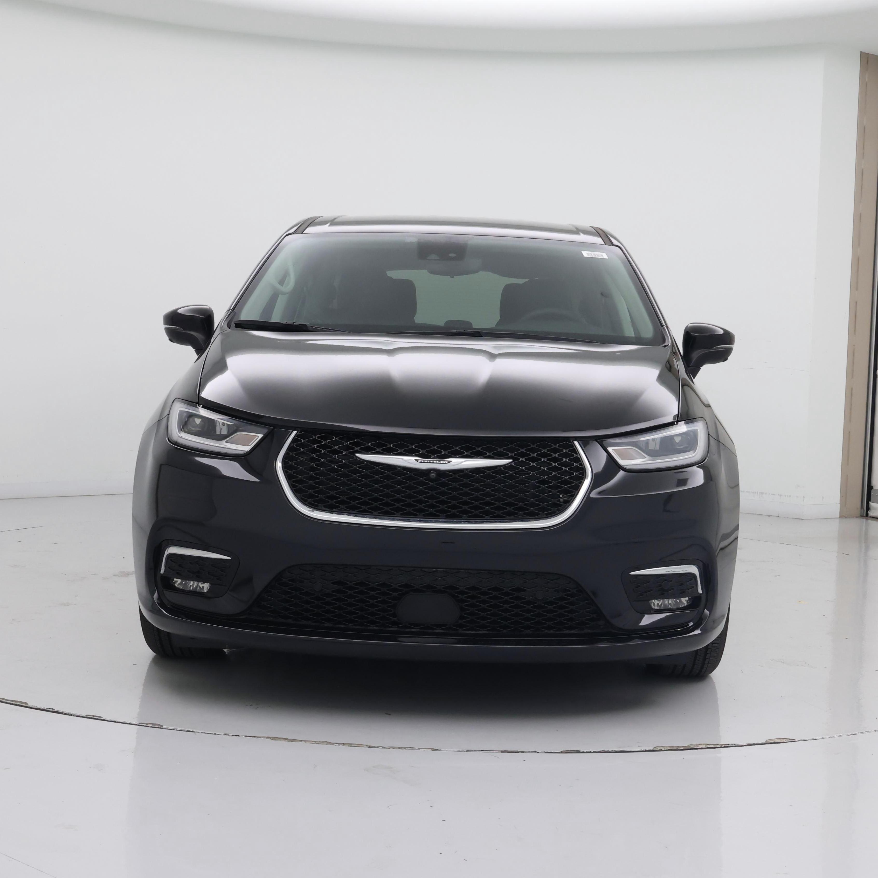 Thumbnail: 2023 Chrysler Pacifica - 5