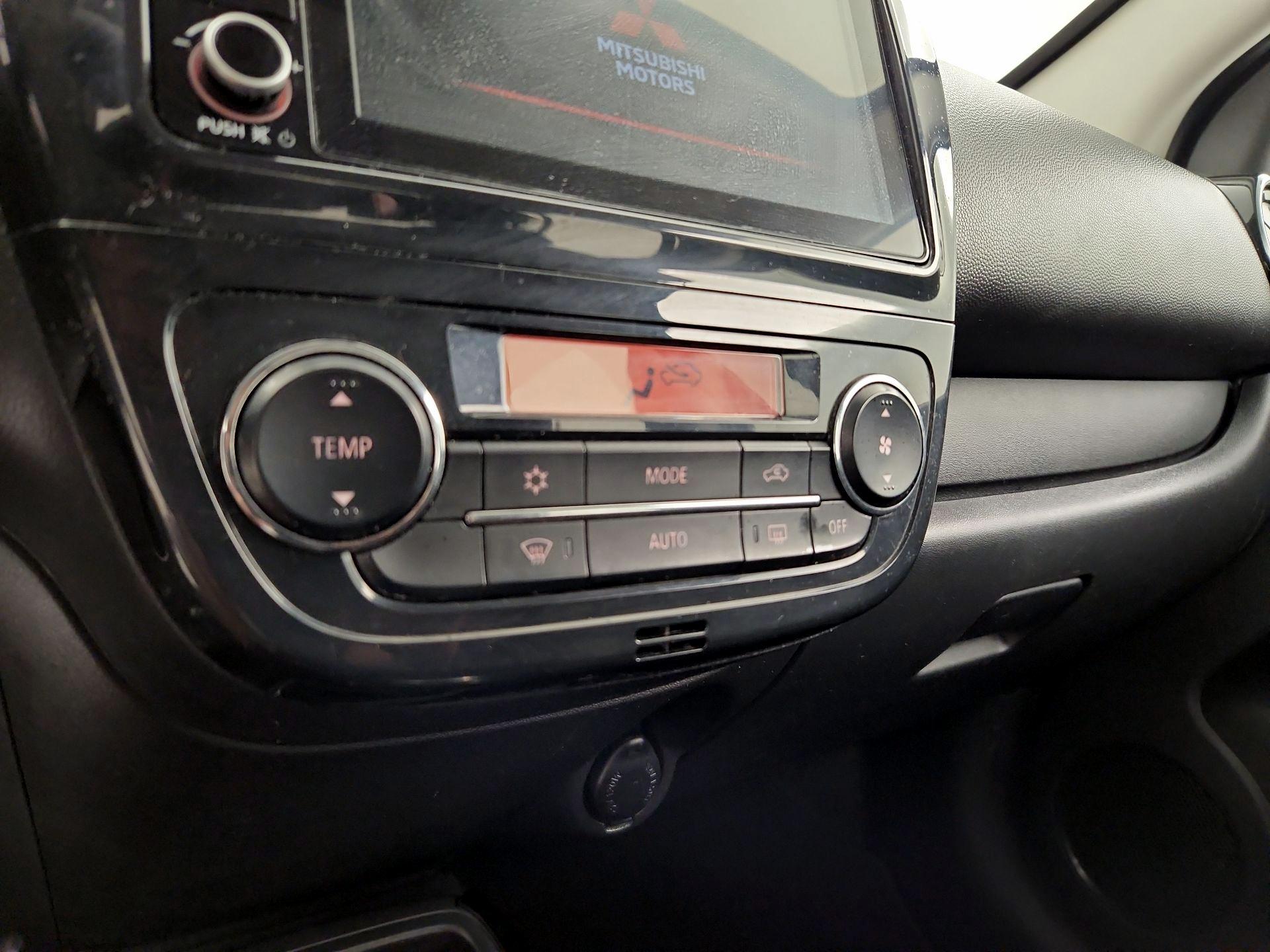 Thumbnail: 2023 Mitsubishi Mirage G4 - 16