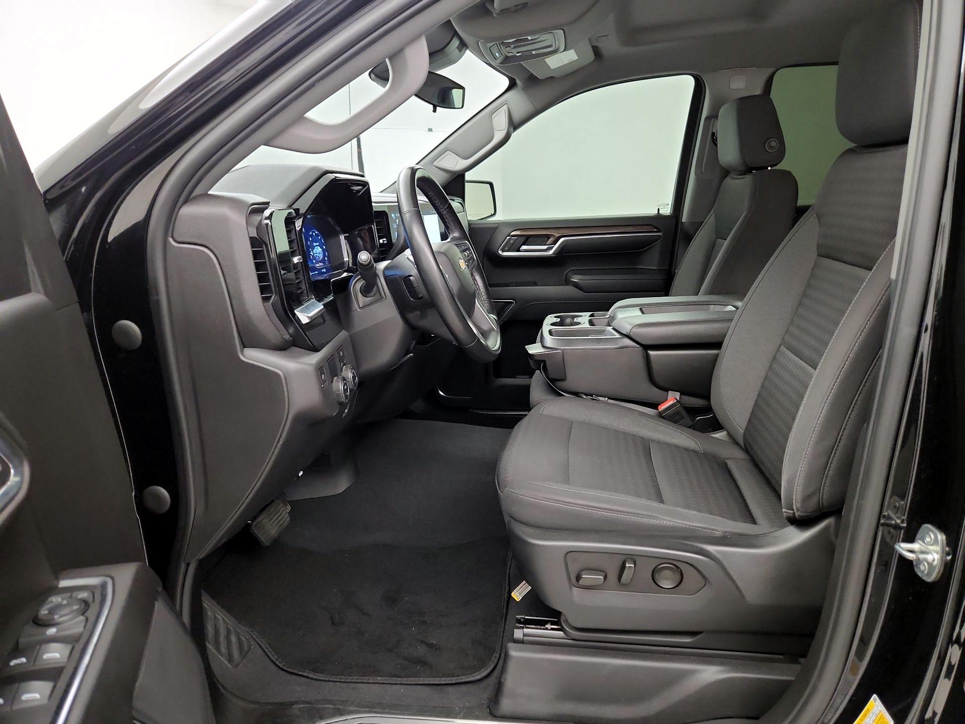 Thumbnail: 2023 Chevrolet Silverado 1500 - 11