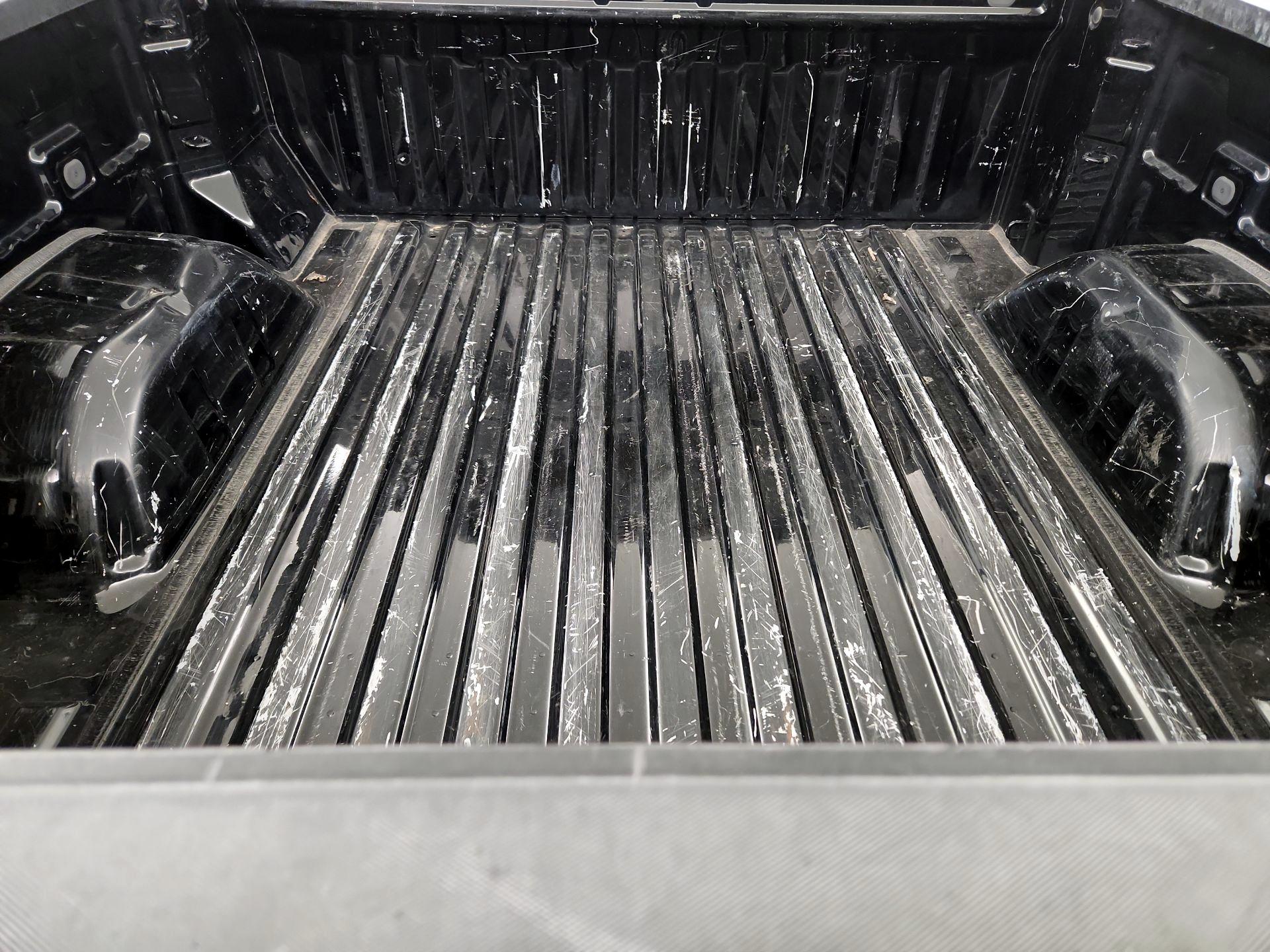 Thumbnail: 2023 Chevrolet Silverado 1500 - 20