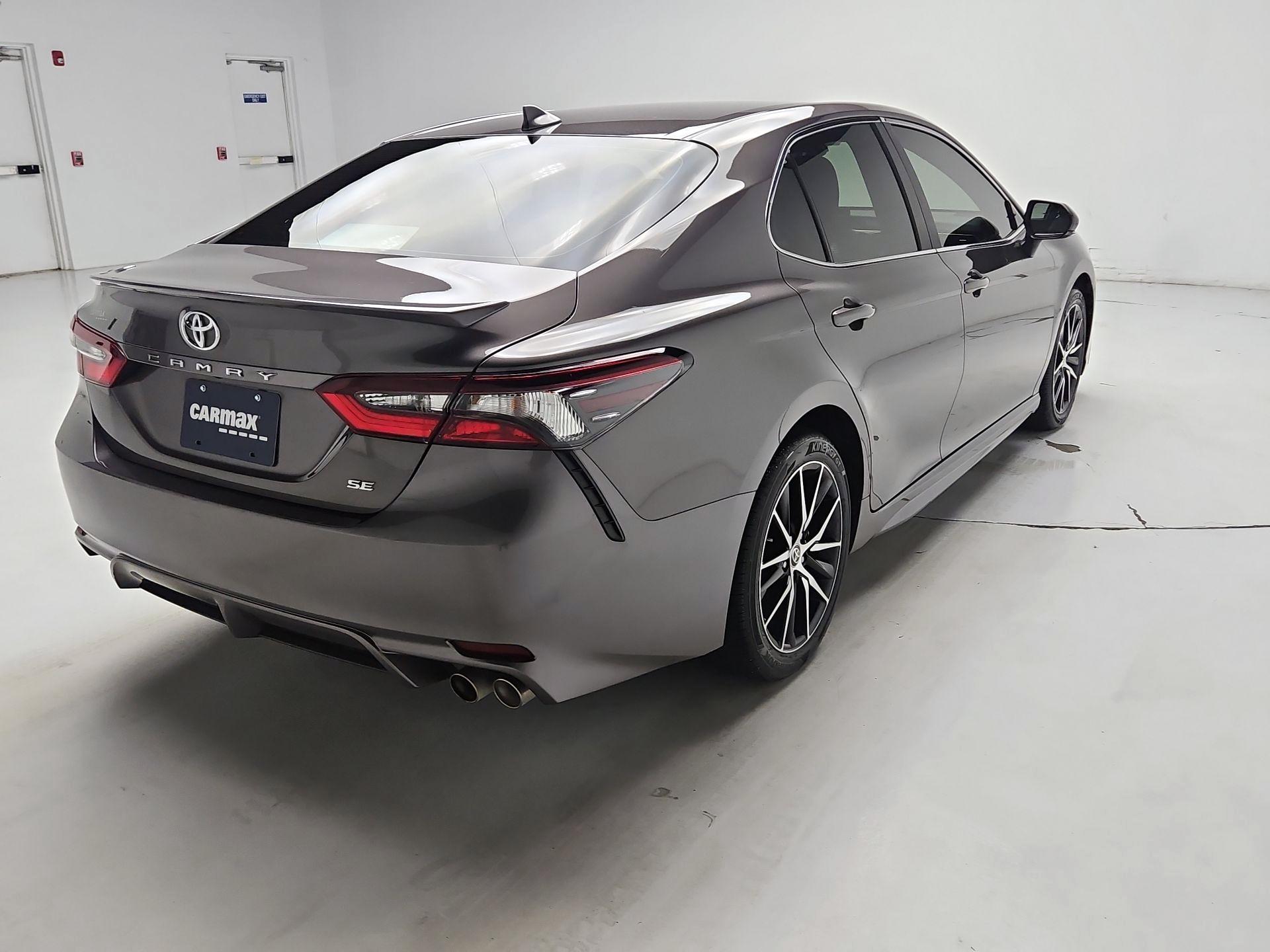 Thumbnail: 2022 Toyota Camry - 5