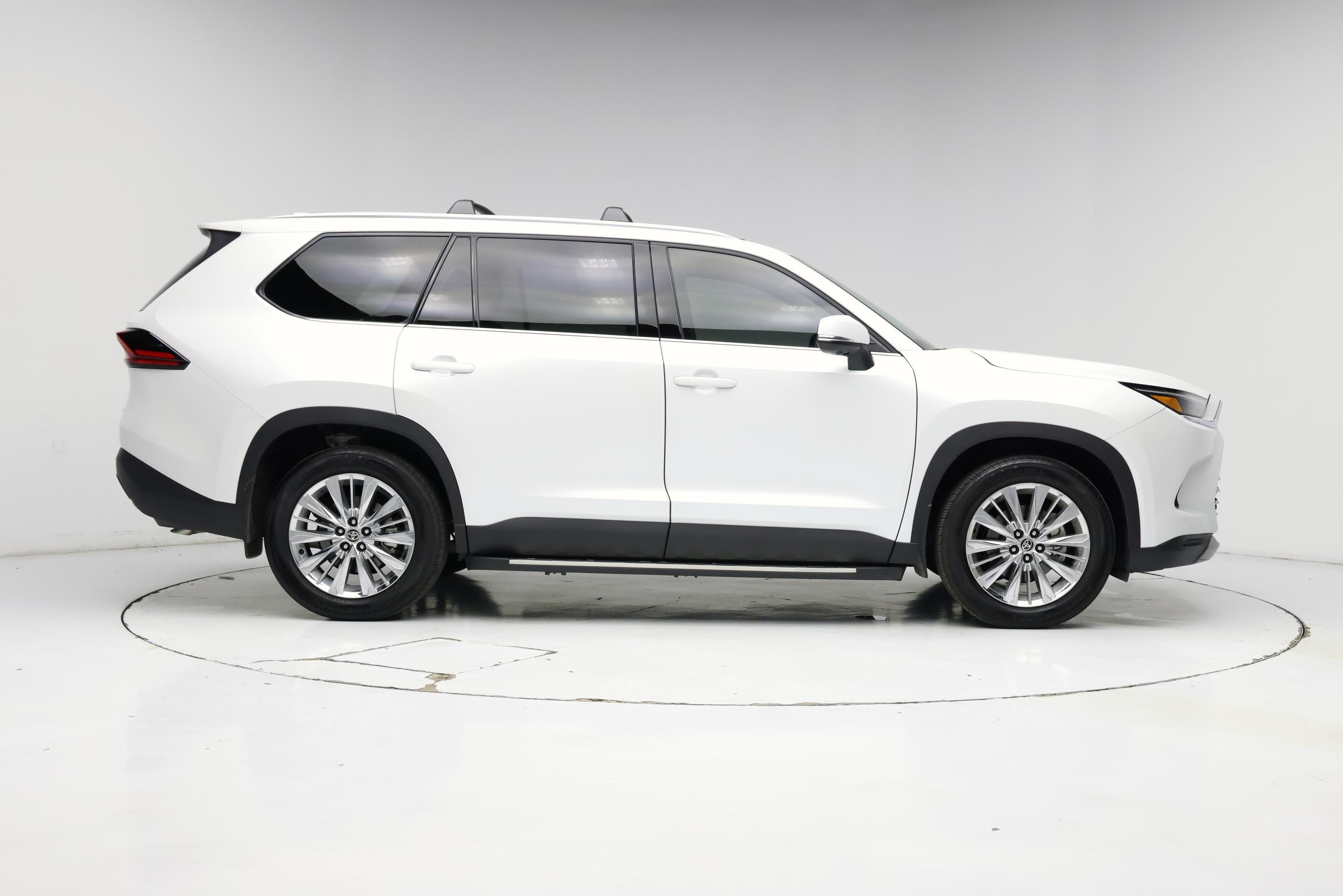 Thumbnail: 2025 Toyota Grand Highlander - 7