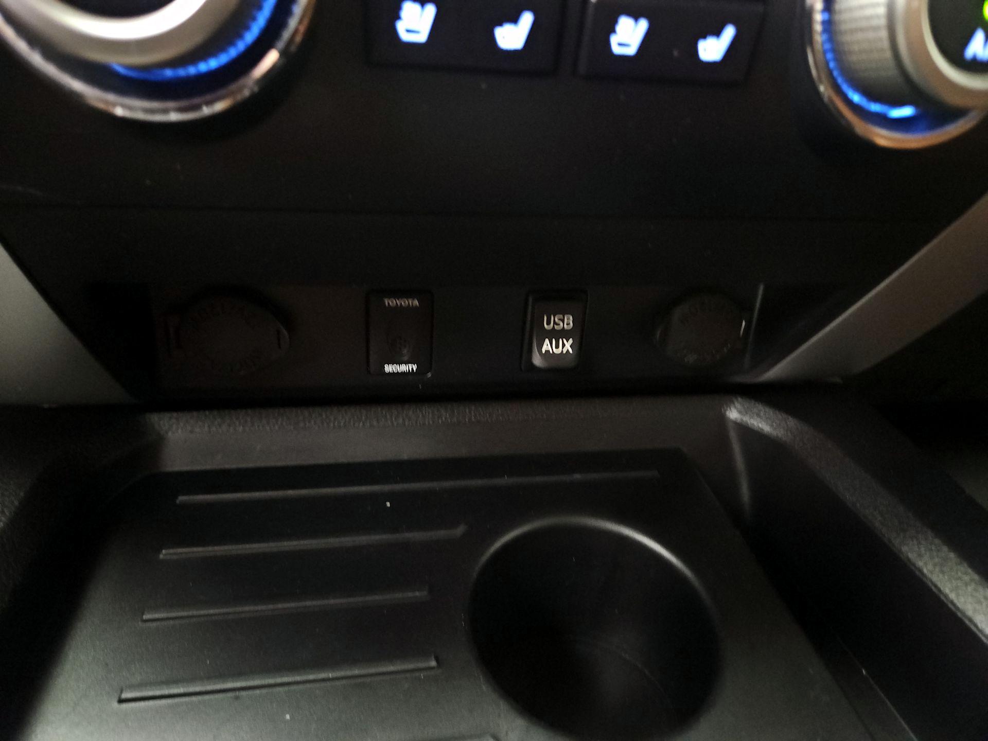 Thumbnail: 2014 Toyota Tundra - 19