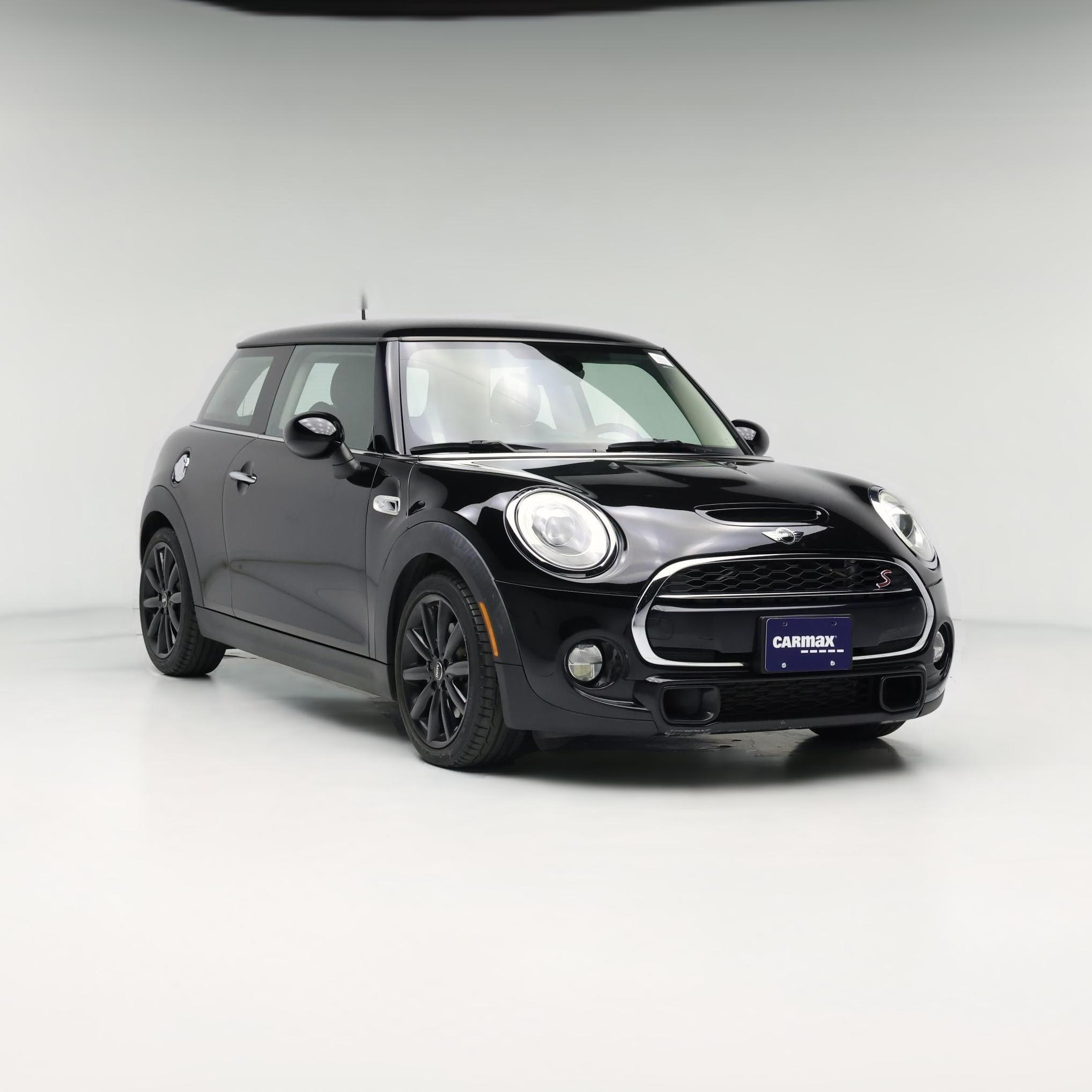 Thumbnail: 2017 MINI Cooper Hardtop - 1
