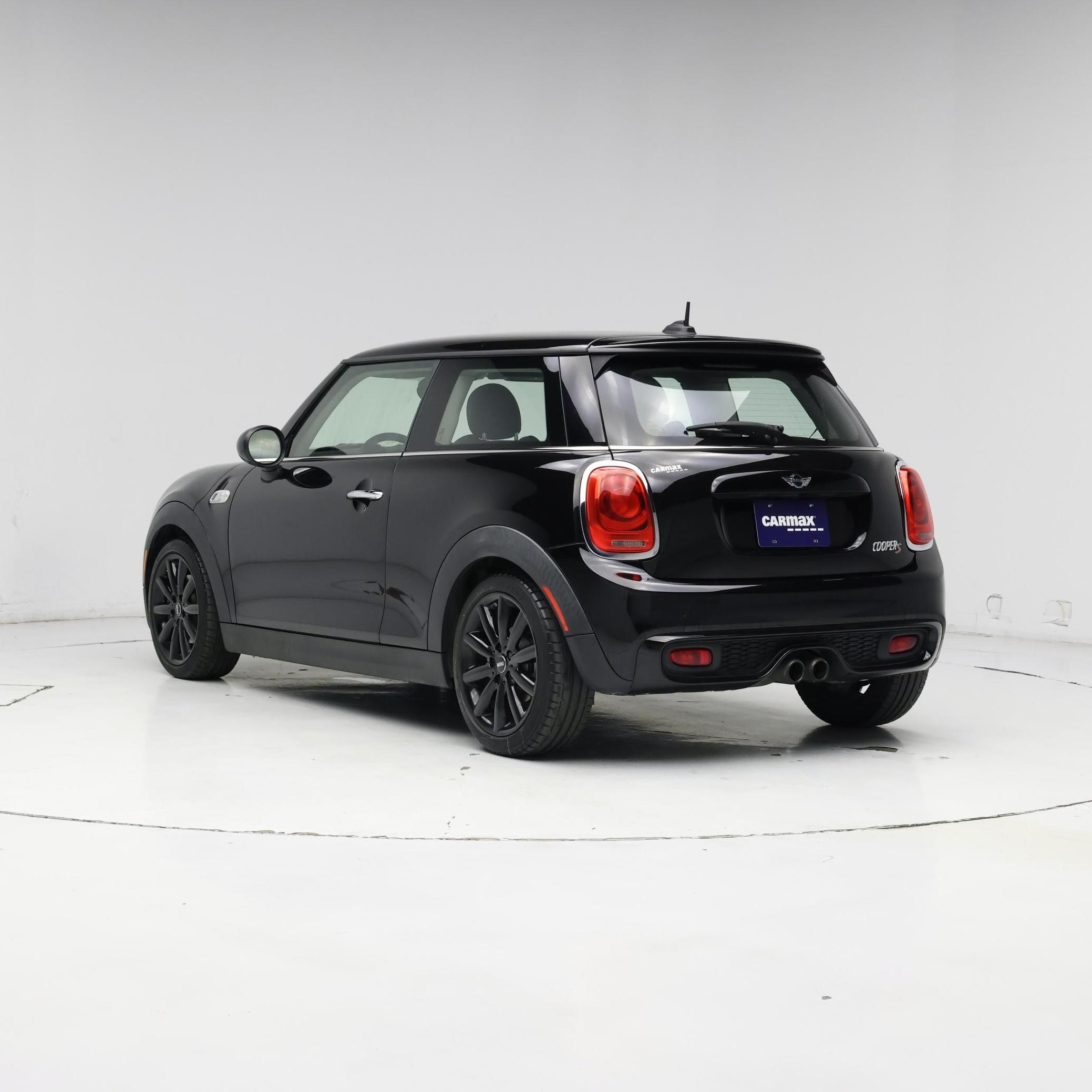 Thumbnail: 2017 MINI Cooper Hardtop - 2