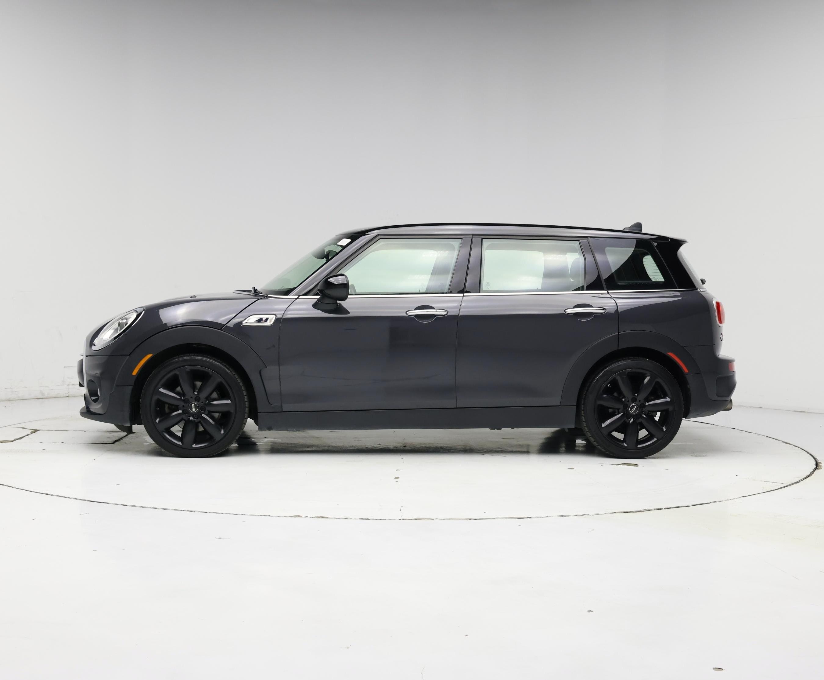 Thumbnail: 2017 MINI Cooper Clubman - 3