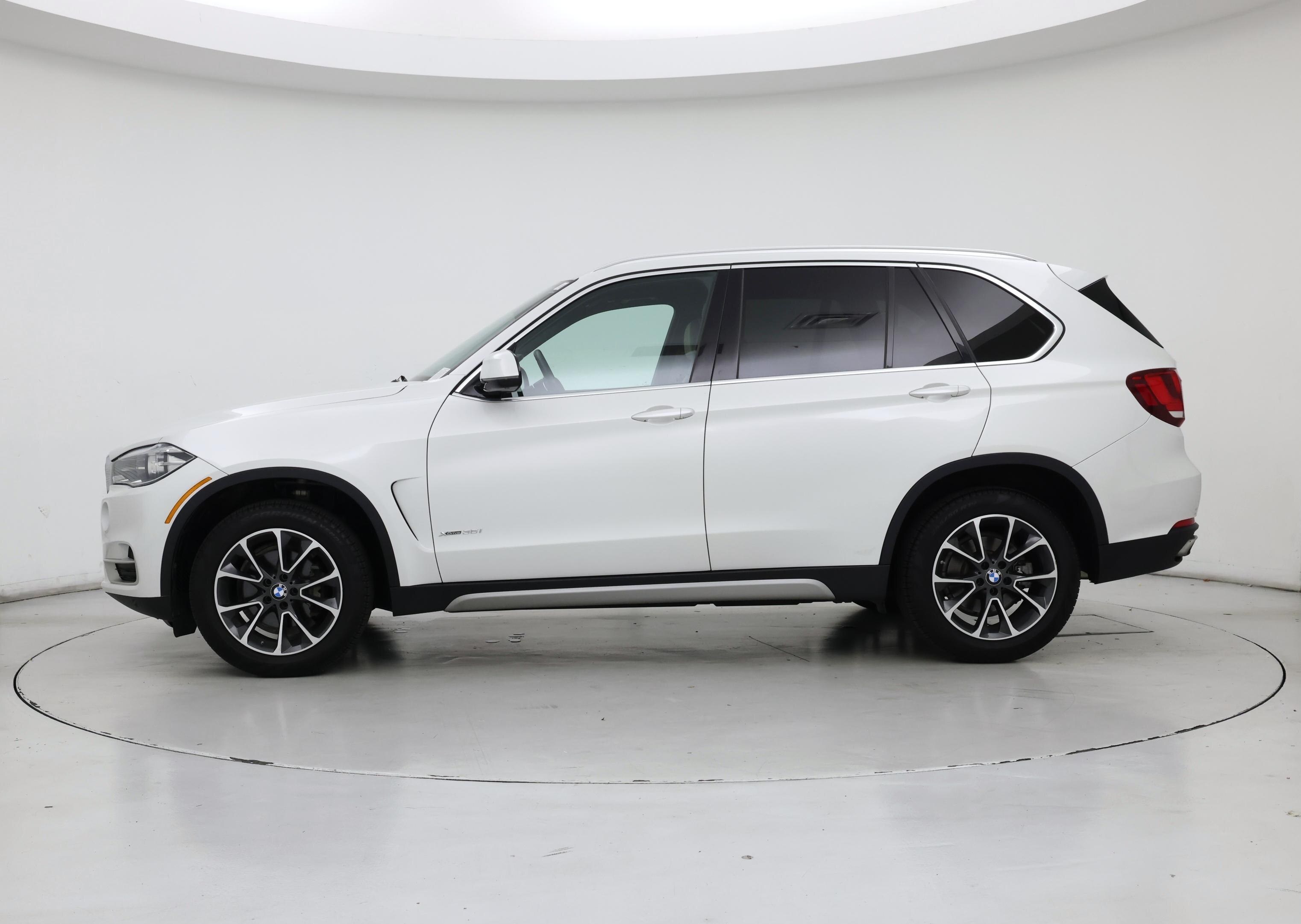 Thumbnail: 2018 BMW X5 - 3