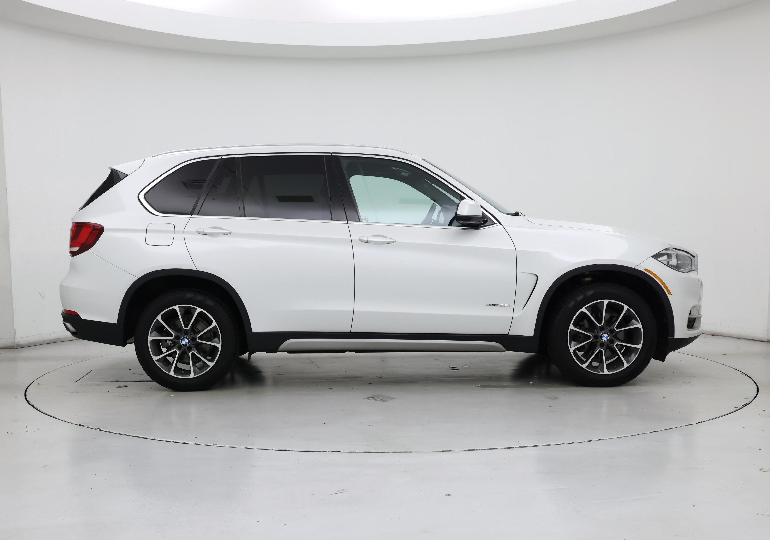 Thumbnail: 2018 BMW X5 - 7