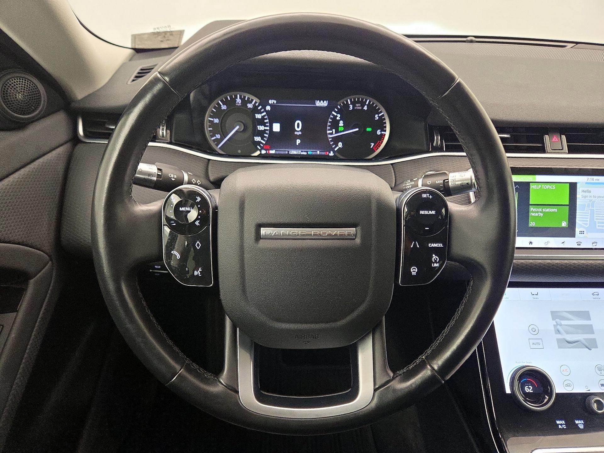 Thumbnail: 2020 Land Rover Range Rover Evoque - 10