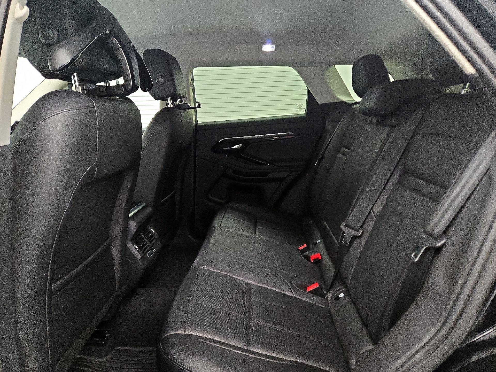 Thumbnail: 2020 Land Rover Range Rover Evoque - 20