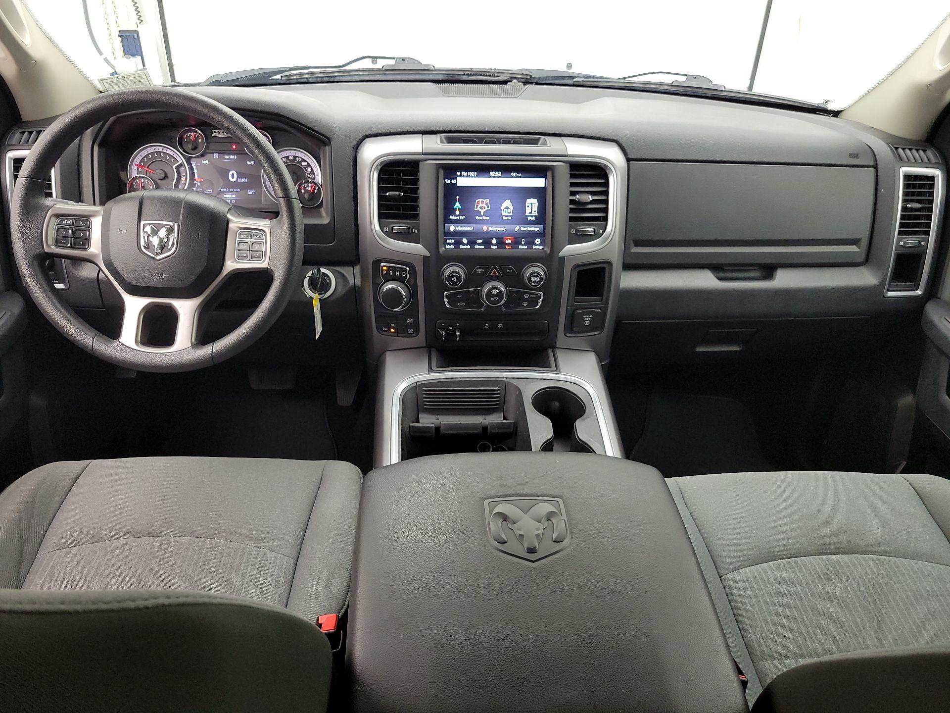 Thumbnail: 2023 RAM 1500 Classic - 9