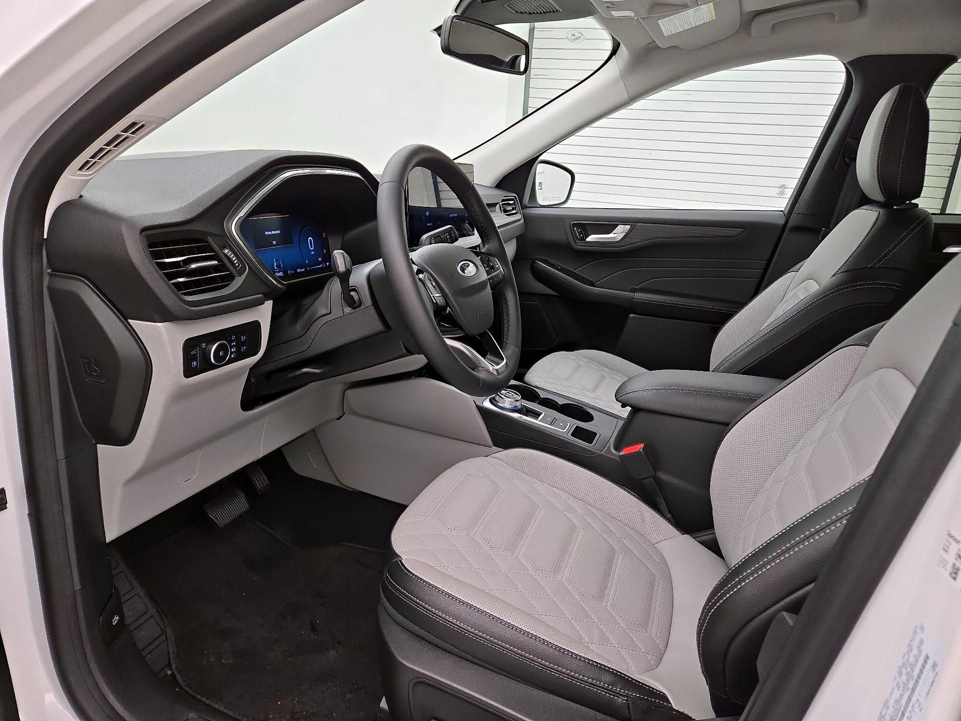 Thumbnail: 2023 Ford Escape - 11