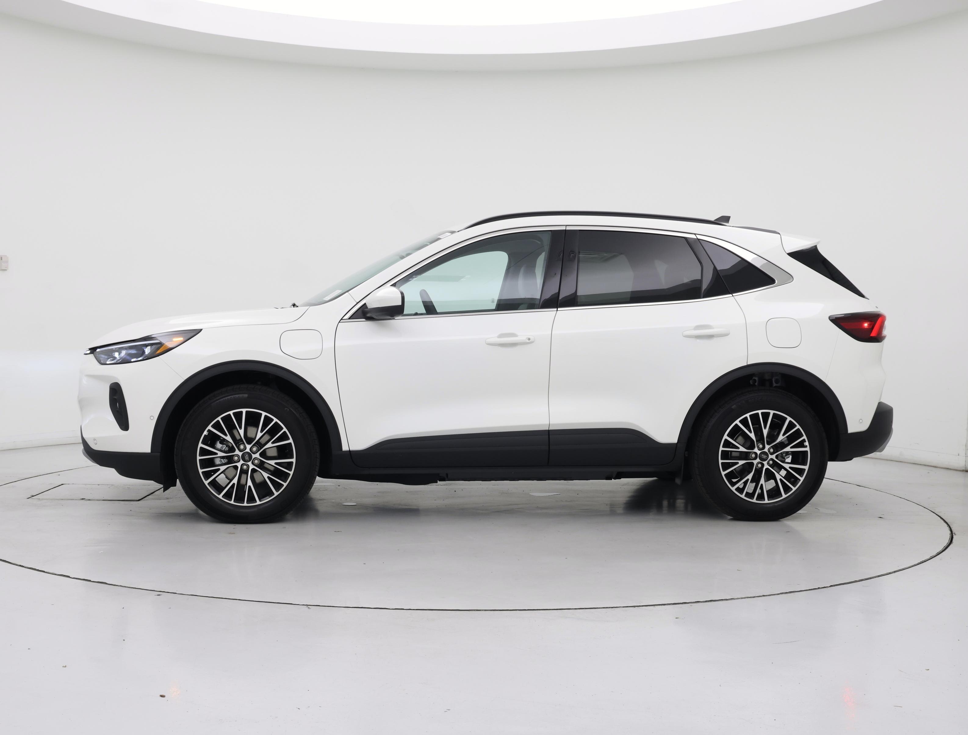 Thumbnail: 2023 Ford Escape - 3
