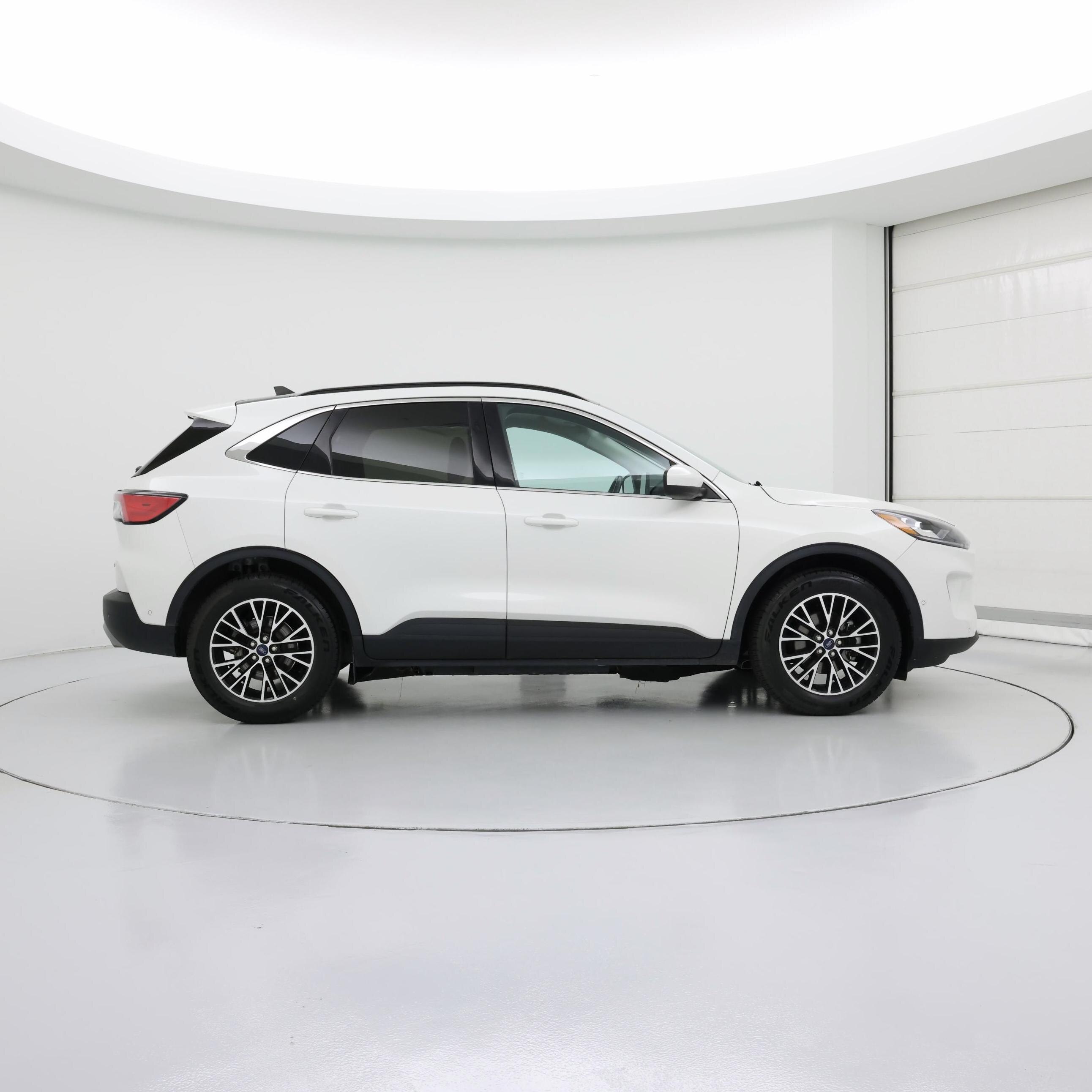 Thumbnail: 2022 Ford Escape - 7