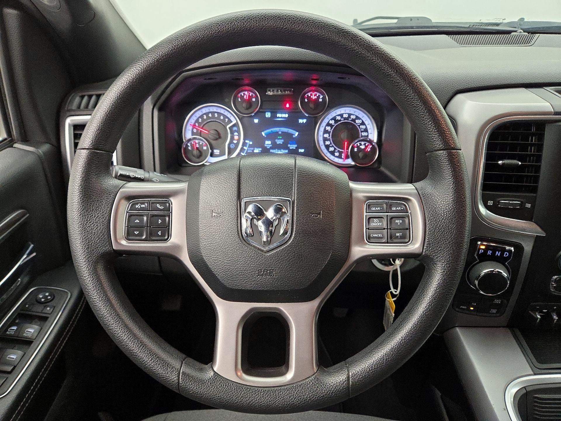 Thumbnail: 2023 RAM 1500 Classic - 10