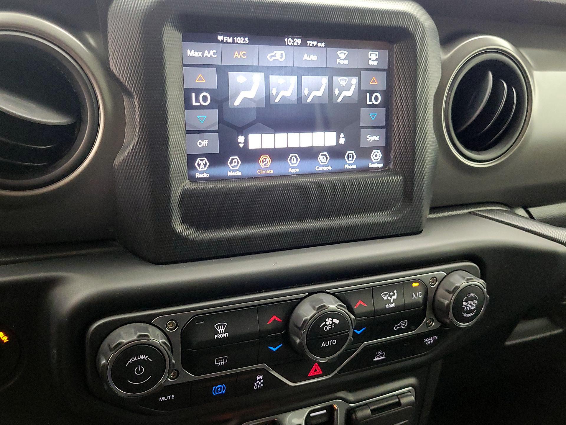 Thumbnail: 2023 Jeep Wrangler - 16
