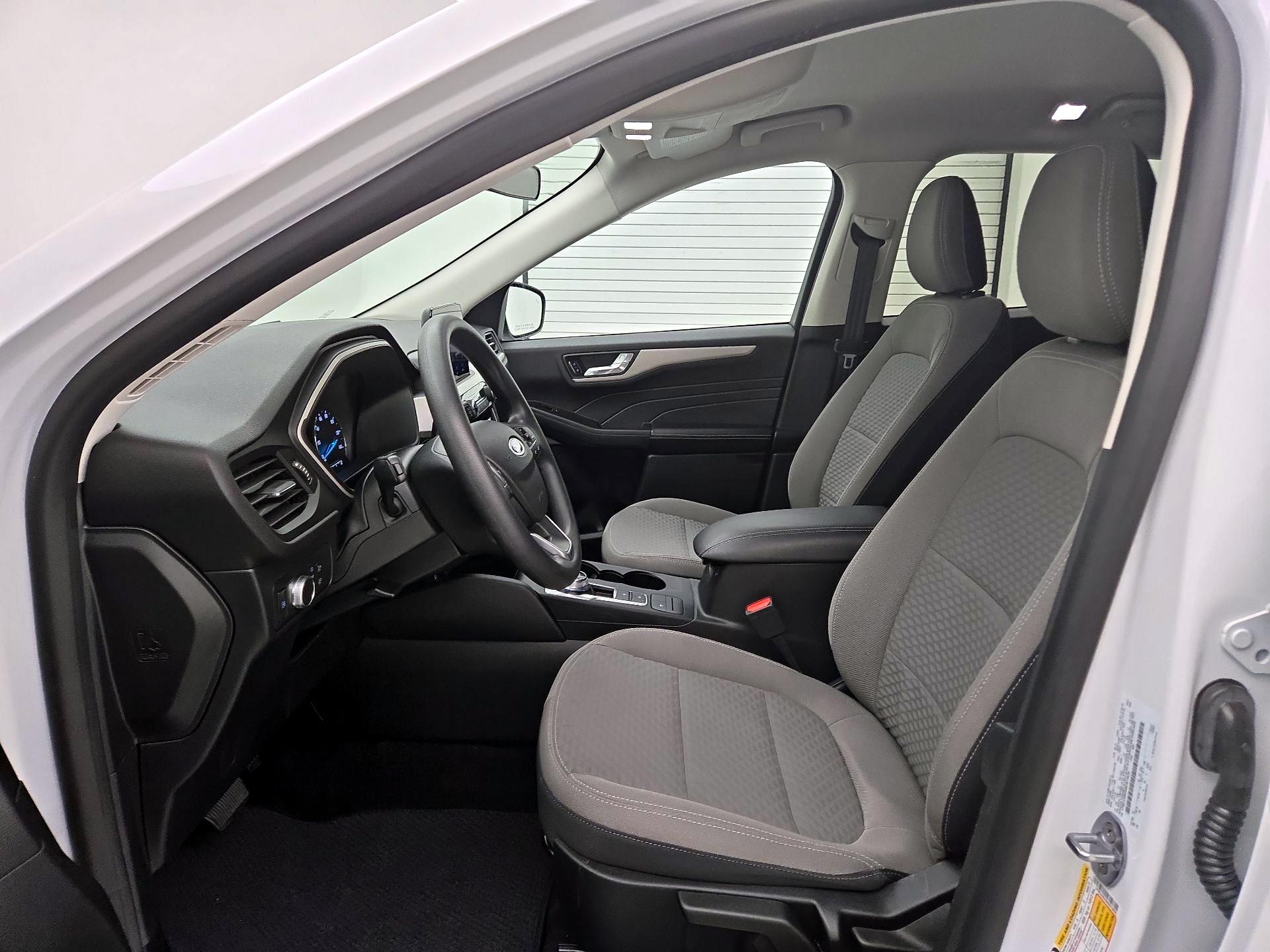 Thumbnail: 2021 Ford Escape - 11
