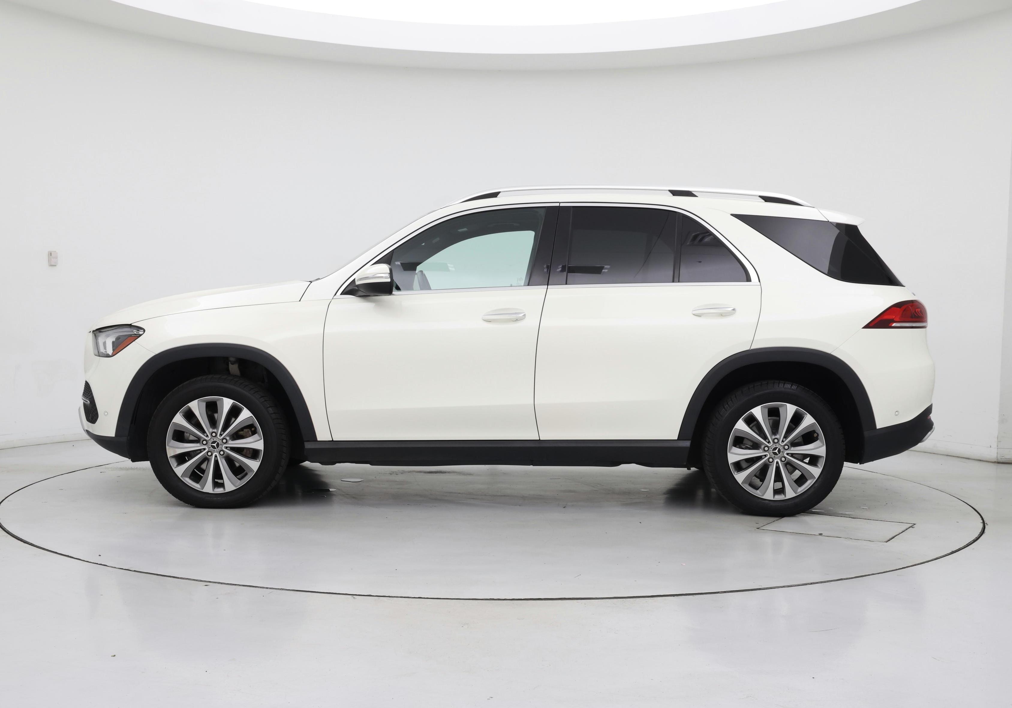 Thumbnail: 2020 Mercedes-Benz GLE - 3