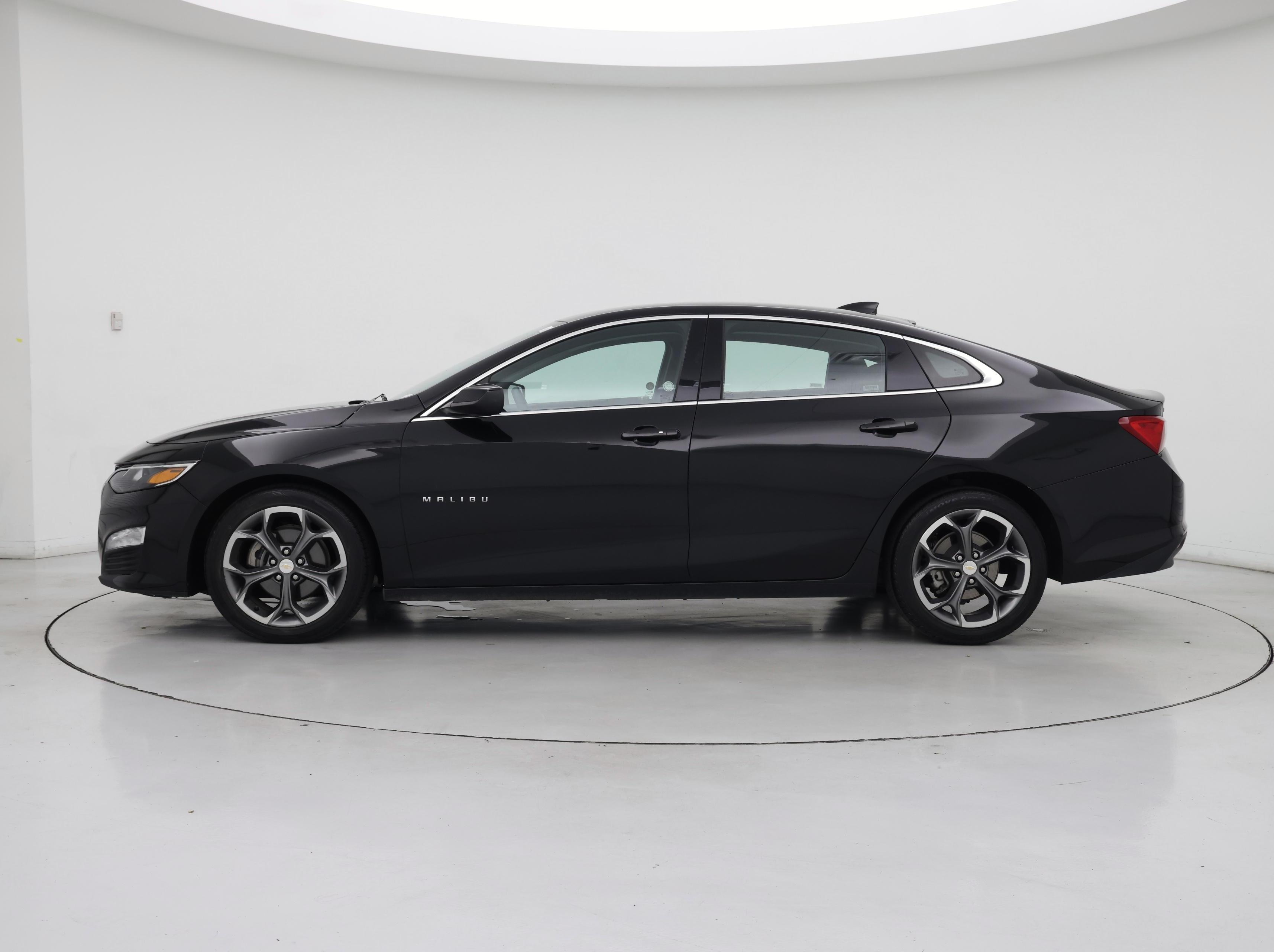 Thumbnail: 2023 Chevrolet Malibu - 3