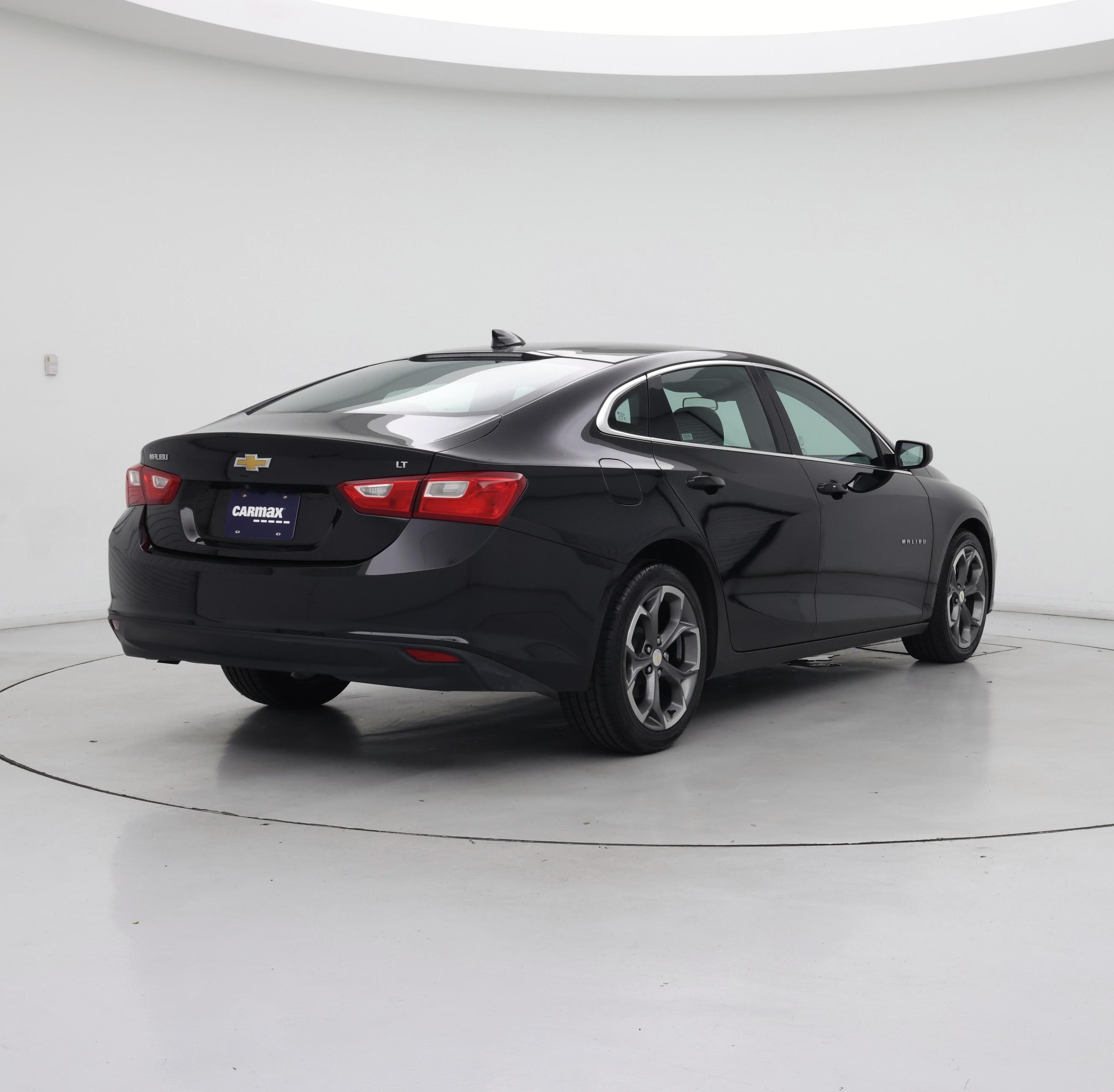 Thumbnail: 2023 Chevrolet Malibu - 8