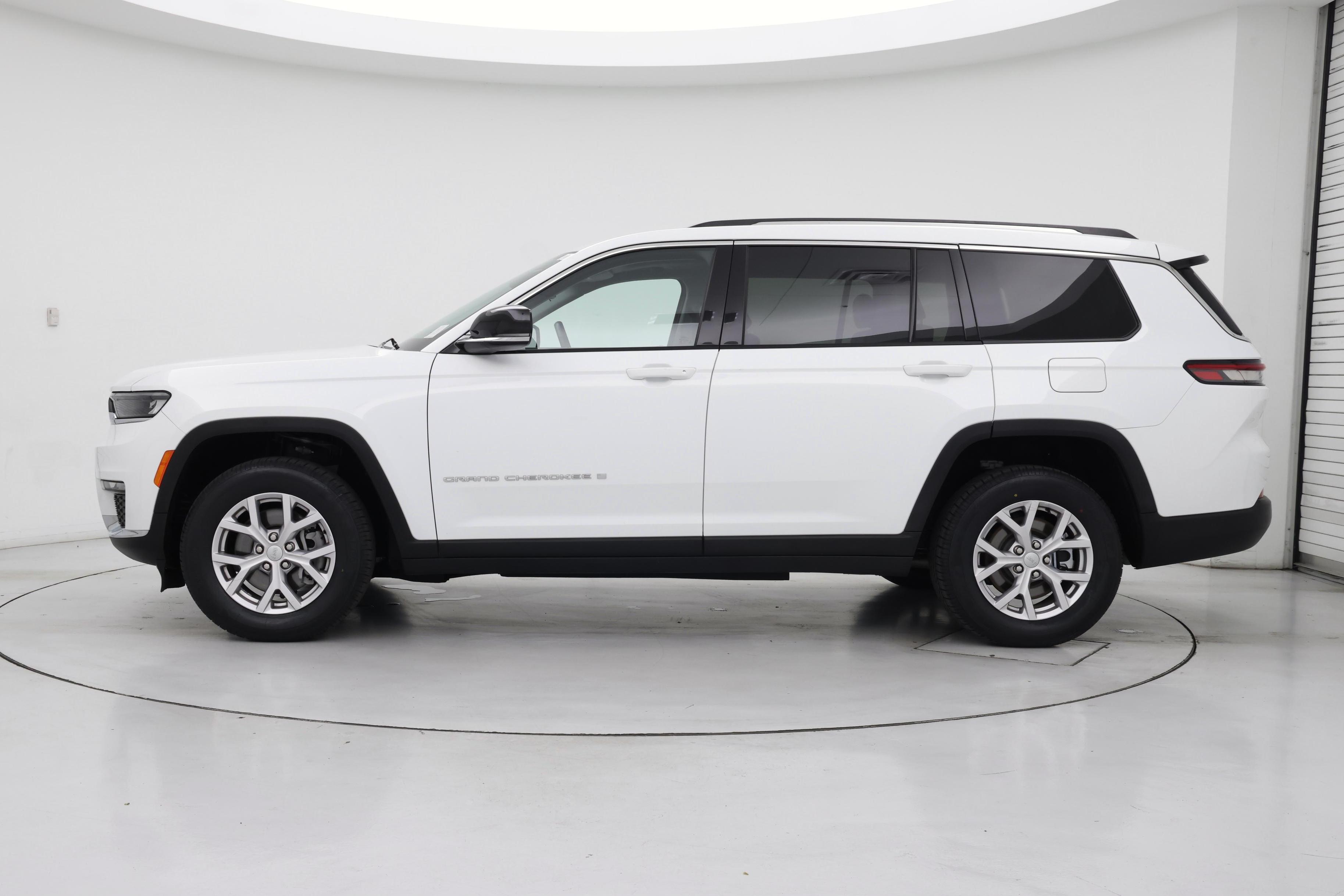 Thumbnail: 2022 Jeep Grand Cherokee L - 3