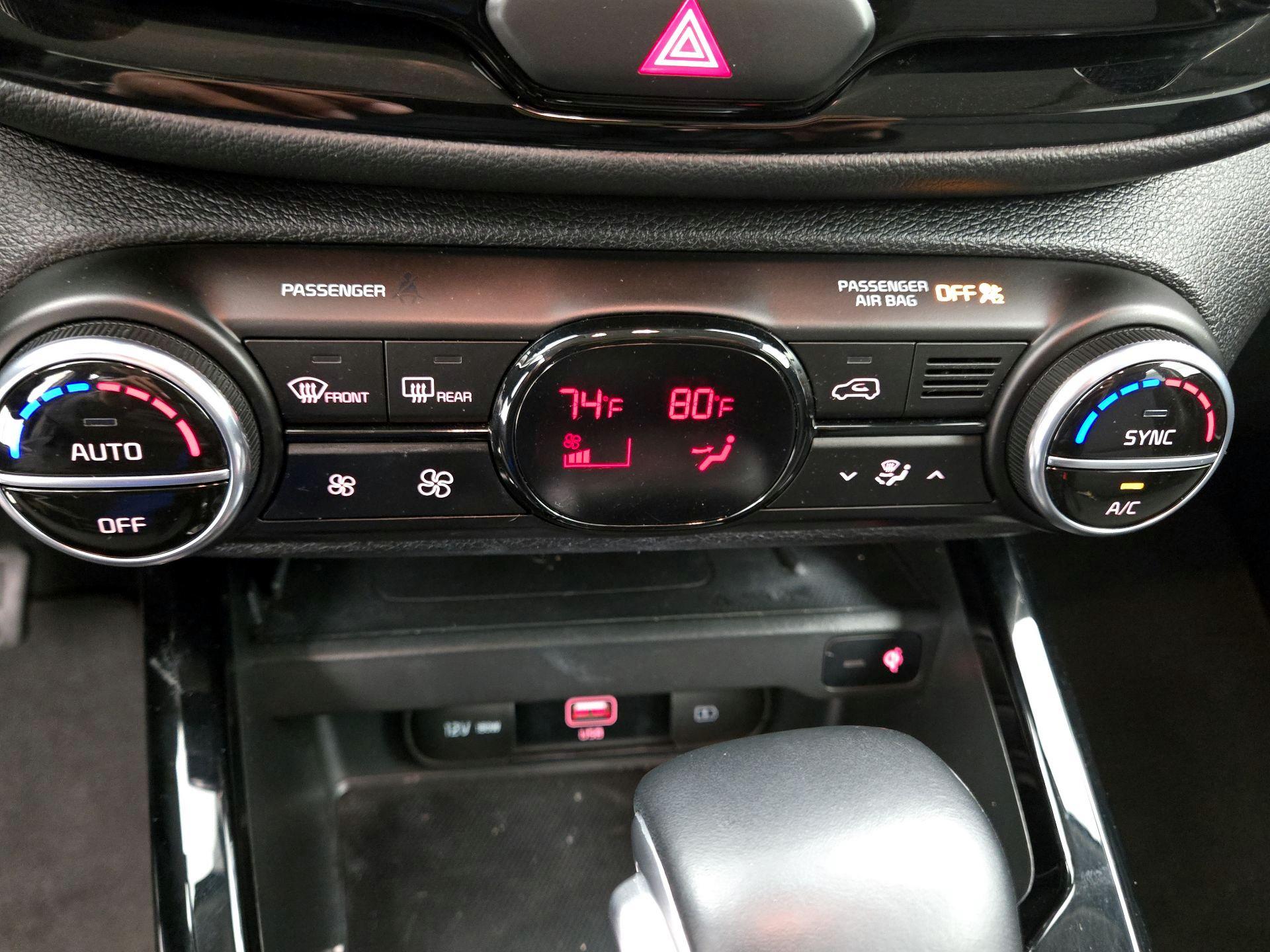 Thumbnail: 2020 Kia Soul - 17