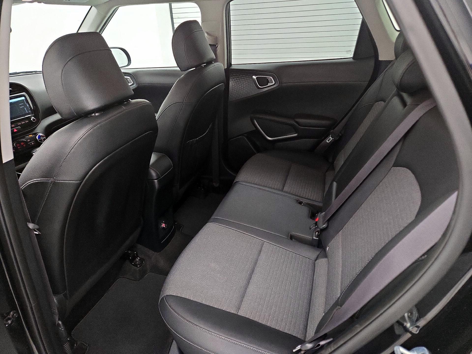Thumbnail: 2020 Kia Soul - 20