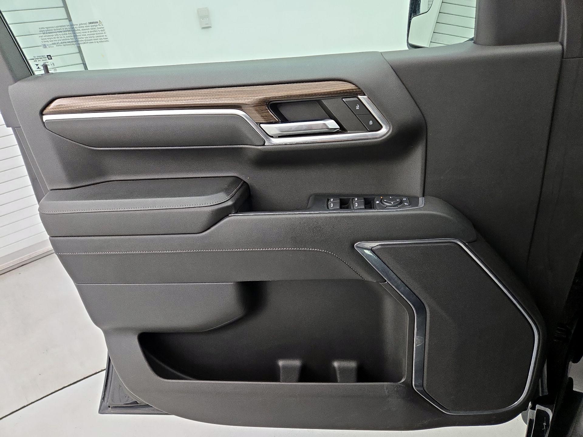 Thumbnail: 2023 Chevrolet Silverado 1500 - 12